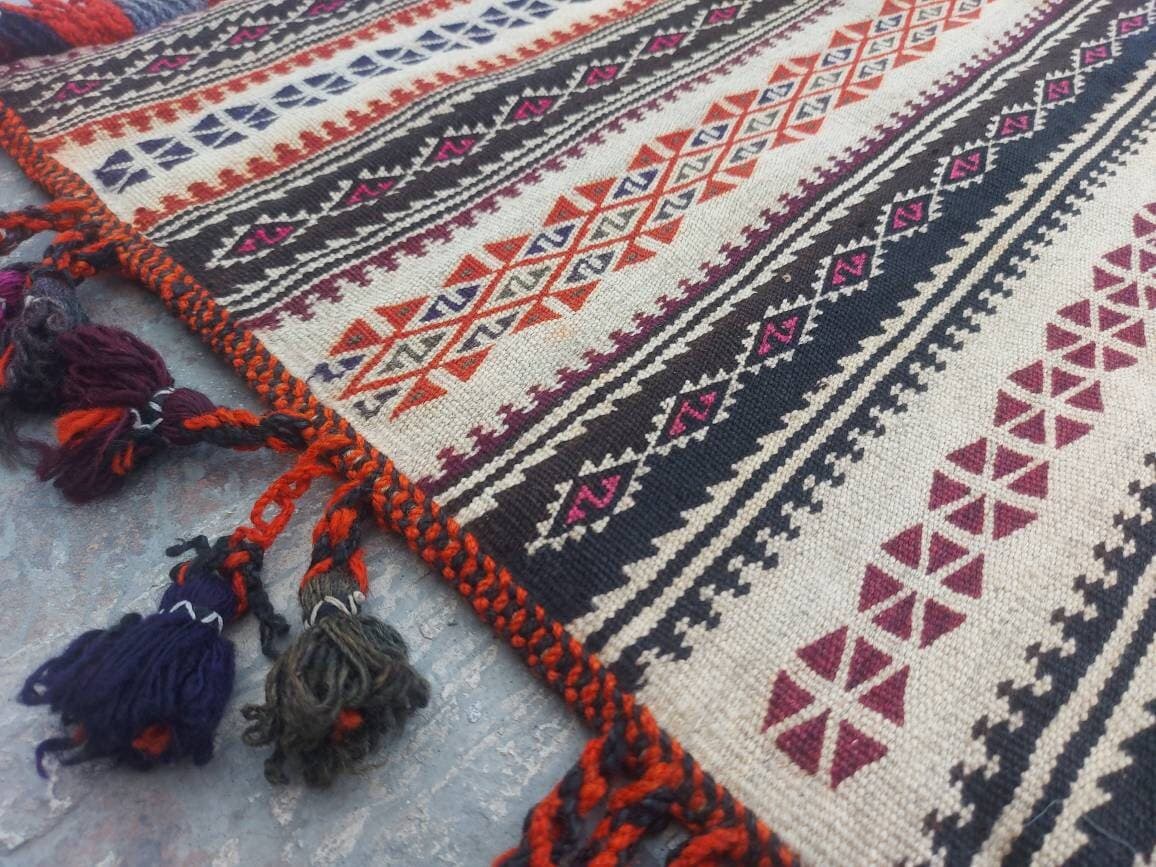 4'5"×1'10" Handmade Afghan baluch saddlebag kilim rug nice  wool rug Adraskan tribal saddlebag kilim bags - image 3