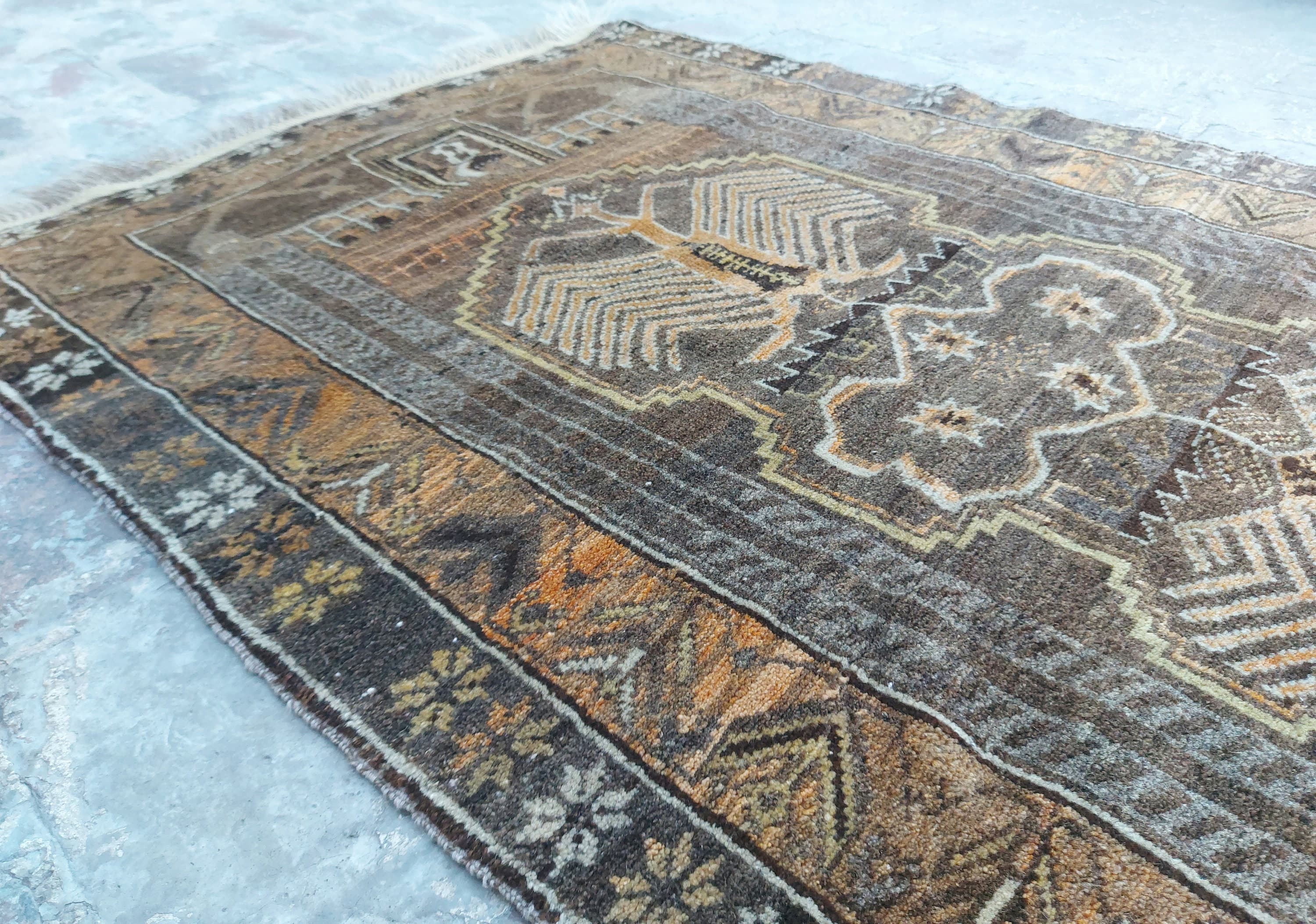 130x91cm  Handmade Afghan baluch prayer rug nice vintage wool rug tribal prayer rug Afghan prayer mat natural colours #66 - image 4