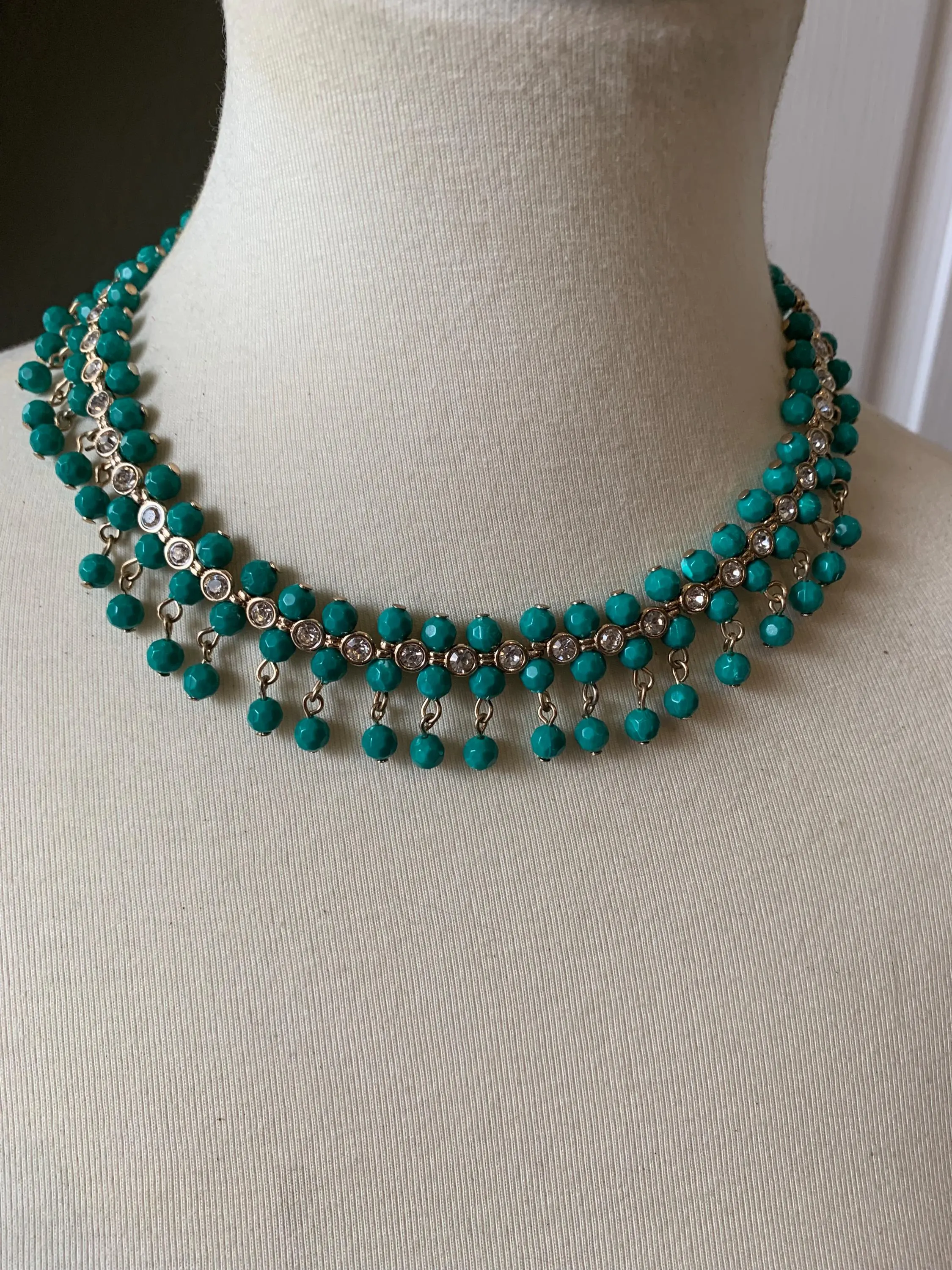 Vintage Avon Emerald Green Necklace