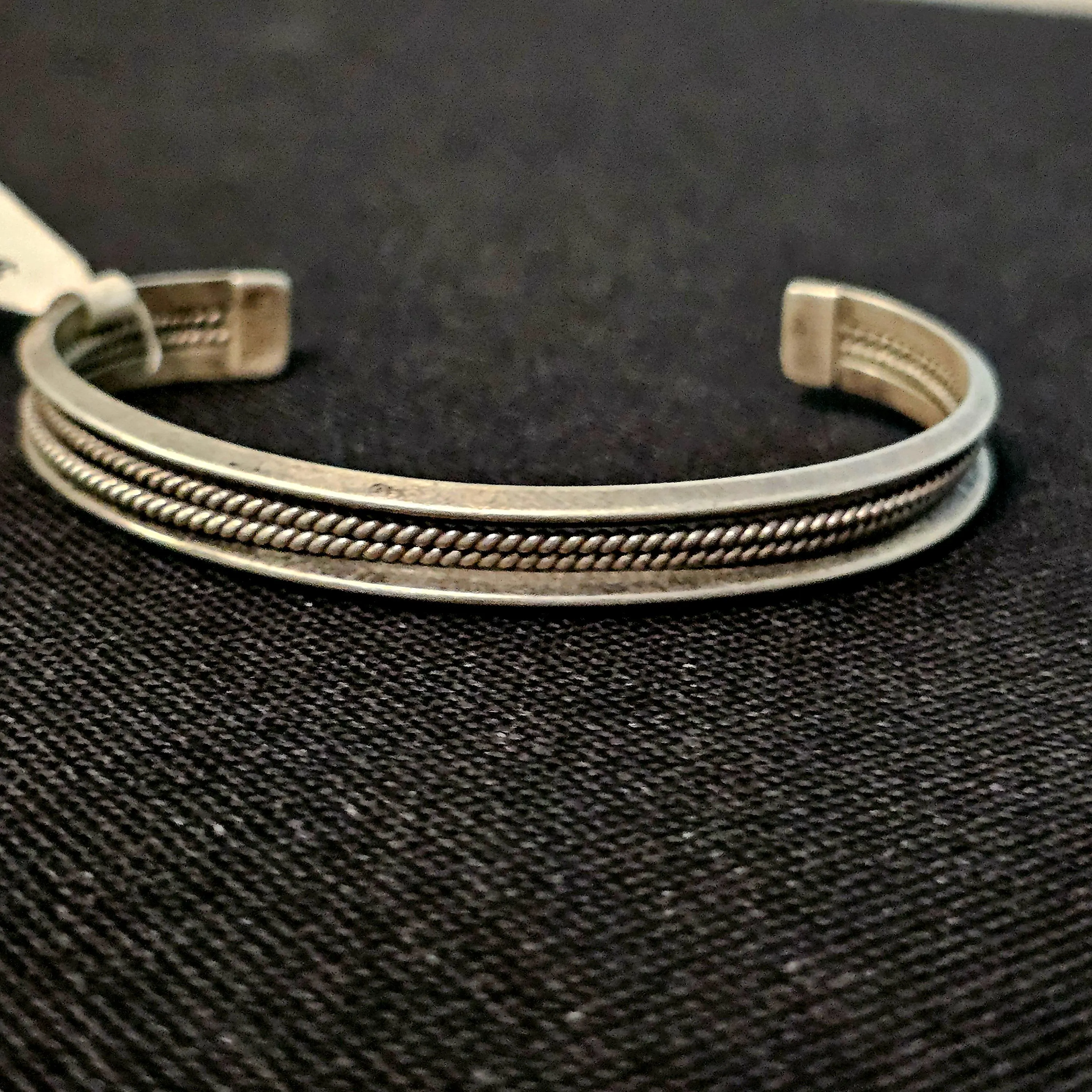 Narrow Vintage Silver Native Cuff Bracelet Old Pawn. 6 1/2" wrist. JB 939 - image 5
