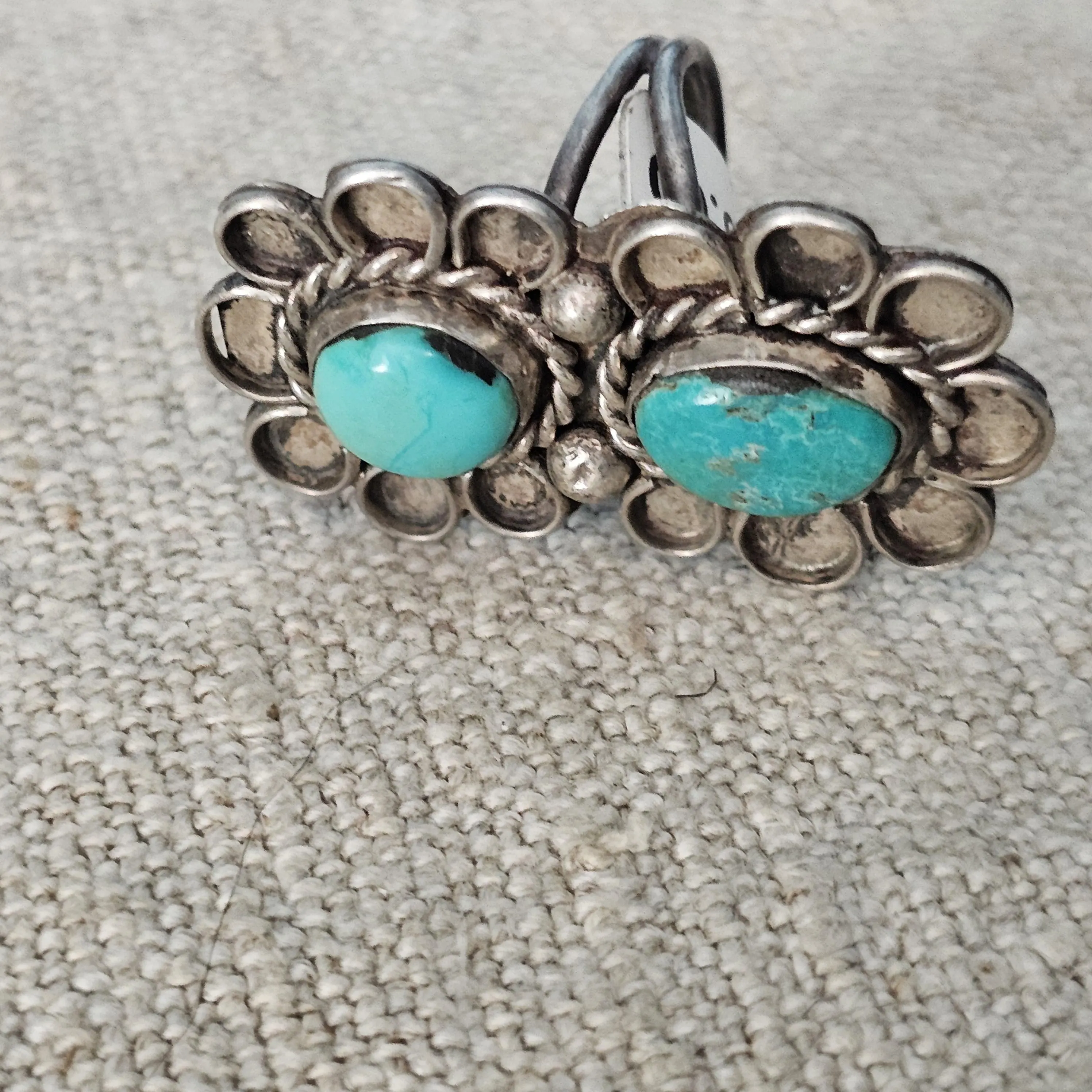 Flowerlike 2 Blue Turquoise Long Vintage Statement Ring Sterling Native Size 7 1/2 Old Pawn JR 347 - image 4