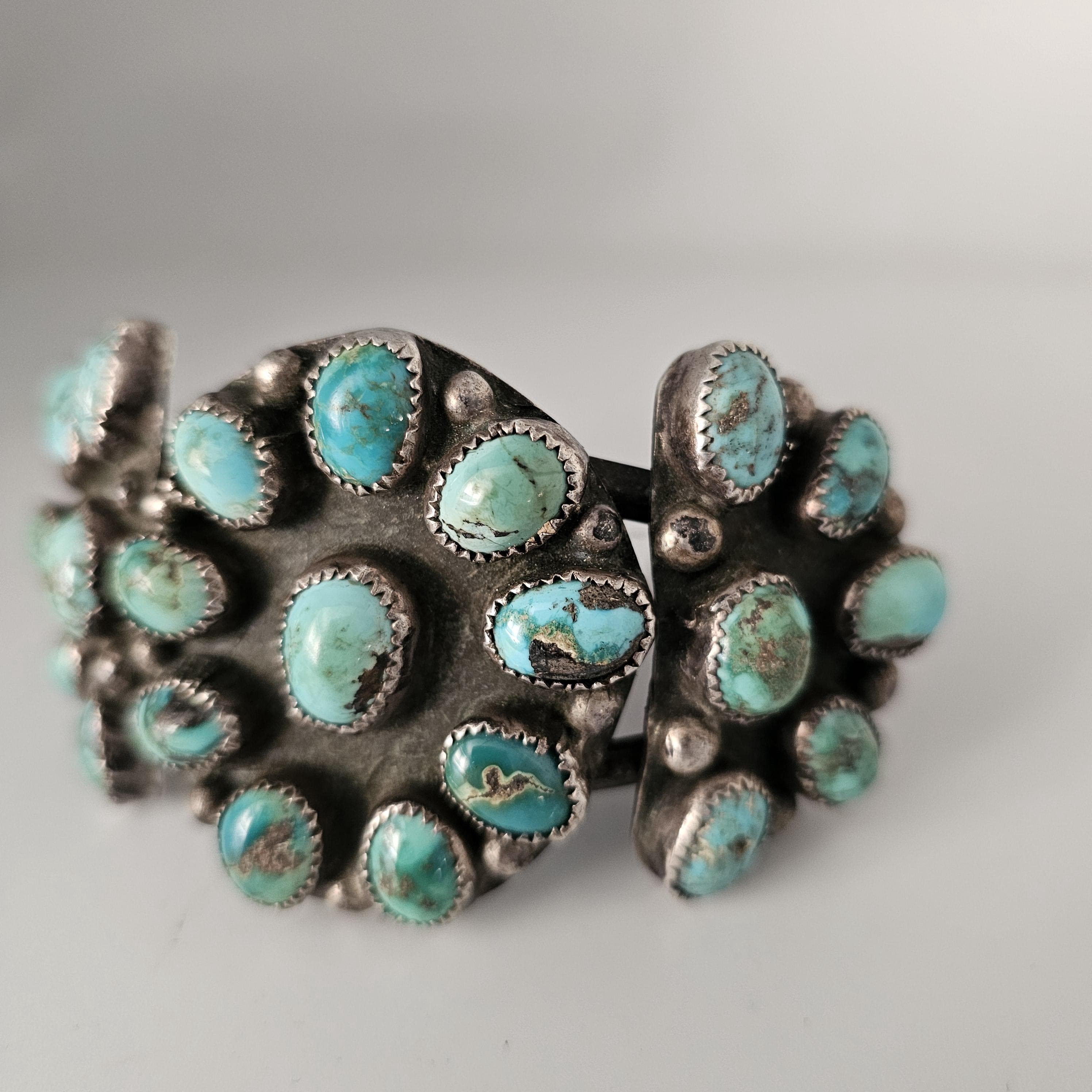 Big Old Zuni Cluster Natural Turquoise Vintage Native Cuff Old Pawn fits 7" wrist JB 957 - image 2