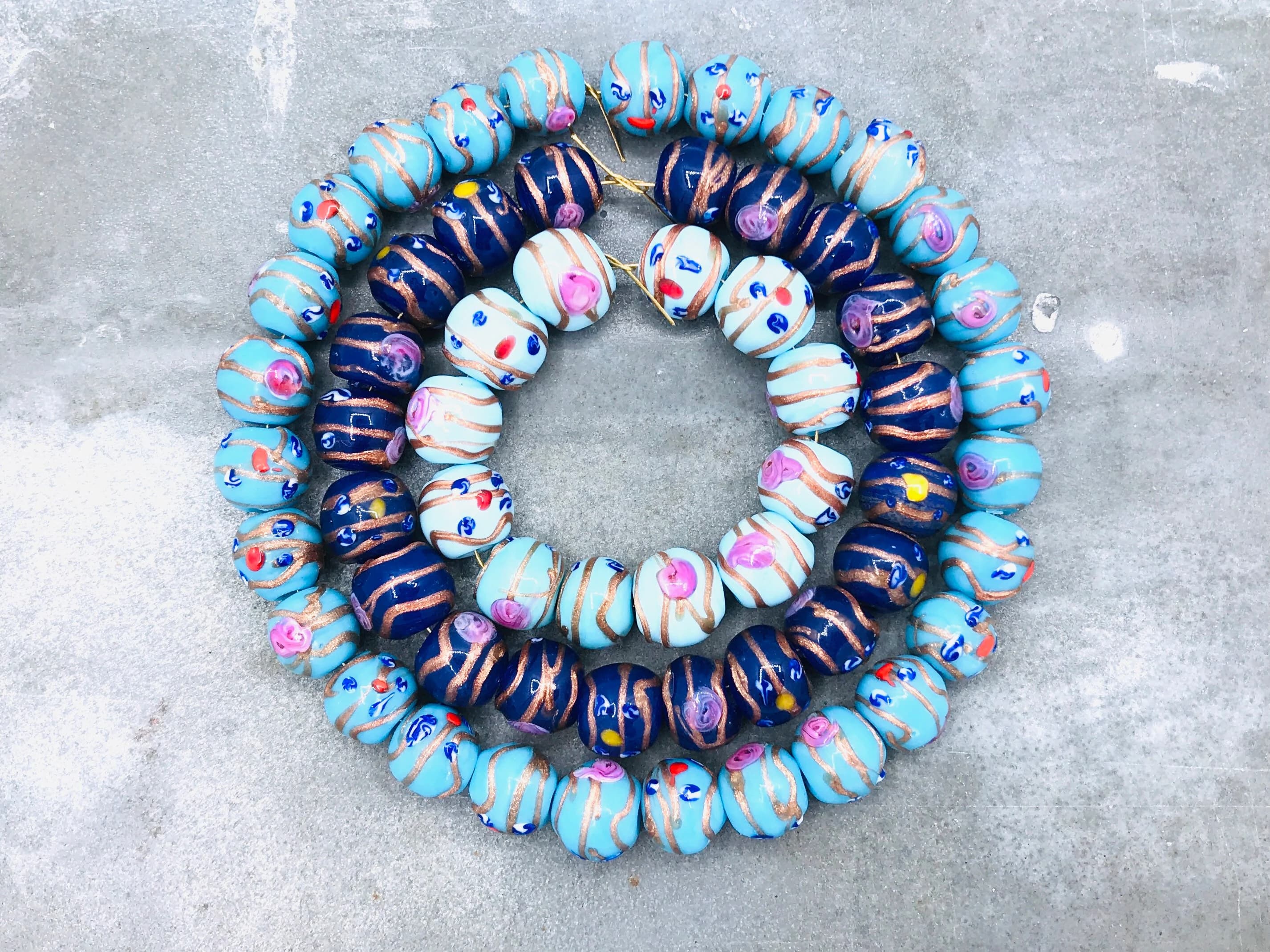 2 vintage Murano wedding cake beads, Venetian beads, Murano glass beads, flower glass beads, lamp work beads, hand made beads for jewelry - image 5