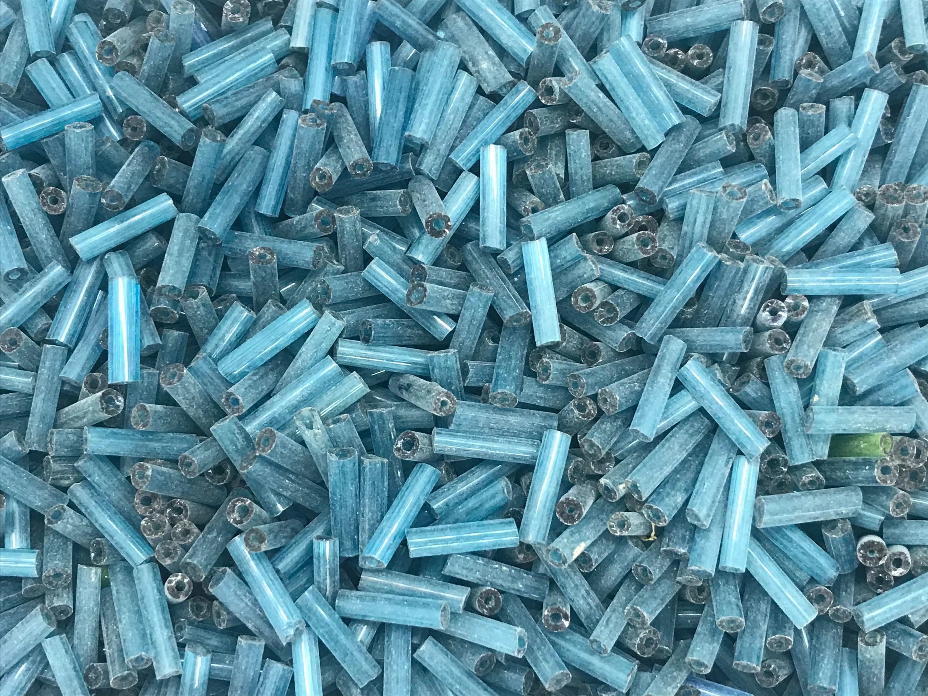 10 gr vintage Venetian spacer beads, vintage murano beads for embroidery, vintage bugle beads, pastel fringe beads for jewelry, 10 gr, C42