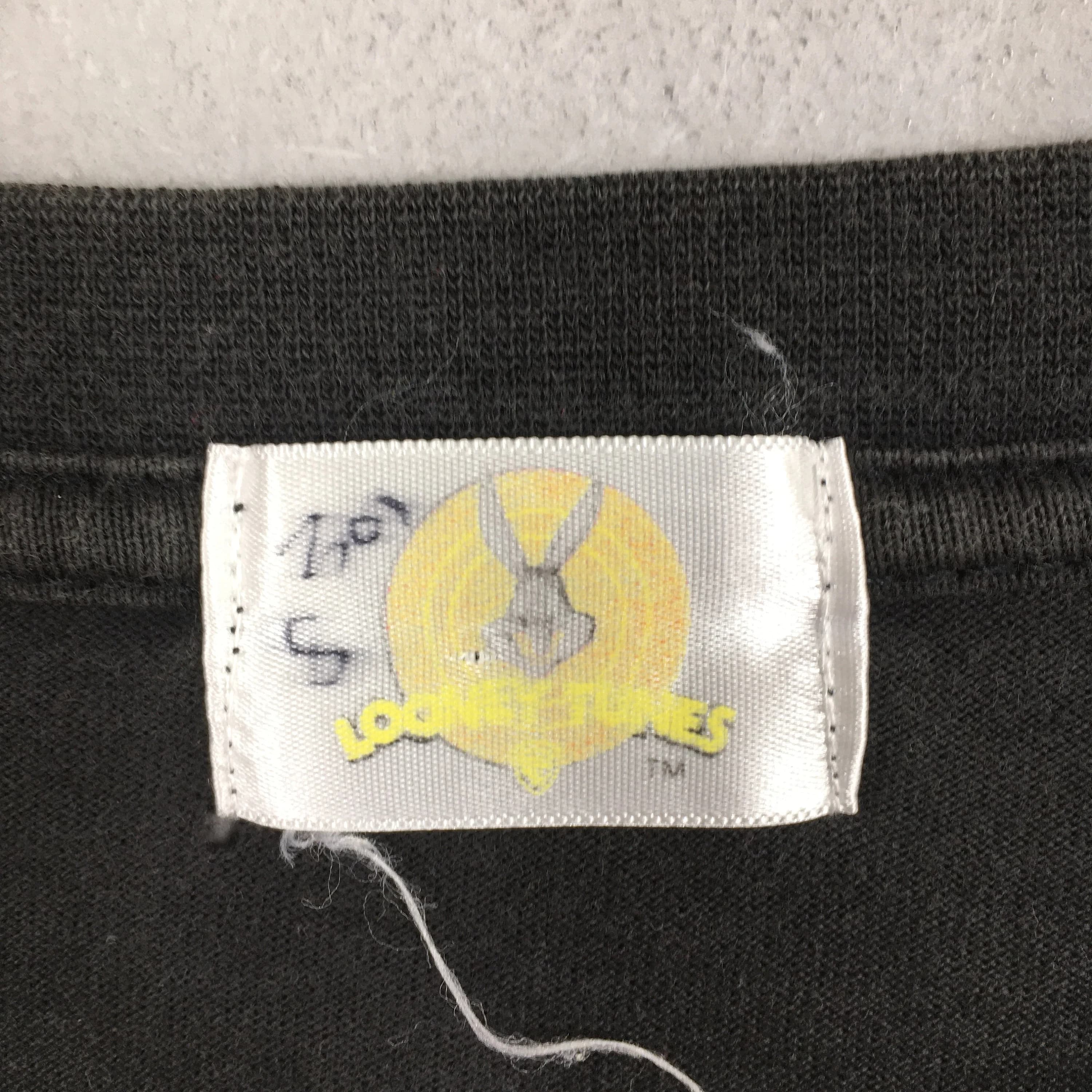 Vintage Looney Tunes Tweety Black T shirt Medium 90s Warner Bros Tweety Bad Ol Puddy Tat Tweety Yellow Bird Tunesquad Space Jam Tee Size M - image 4