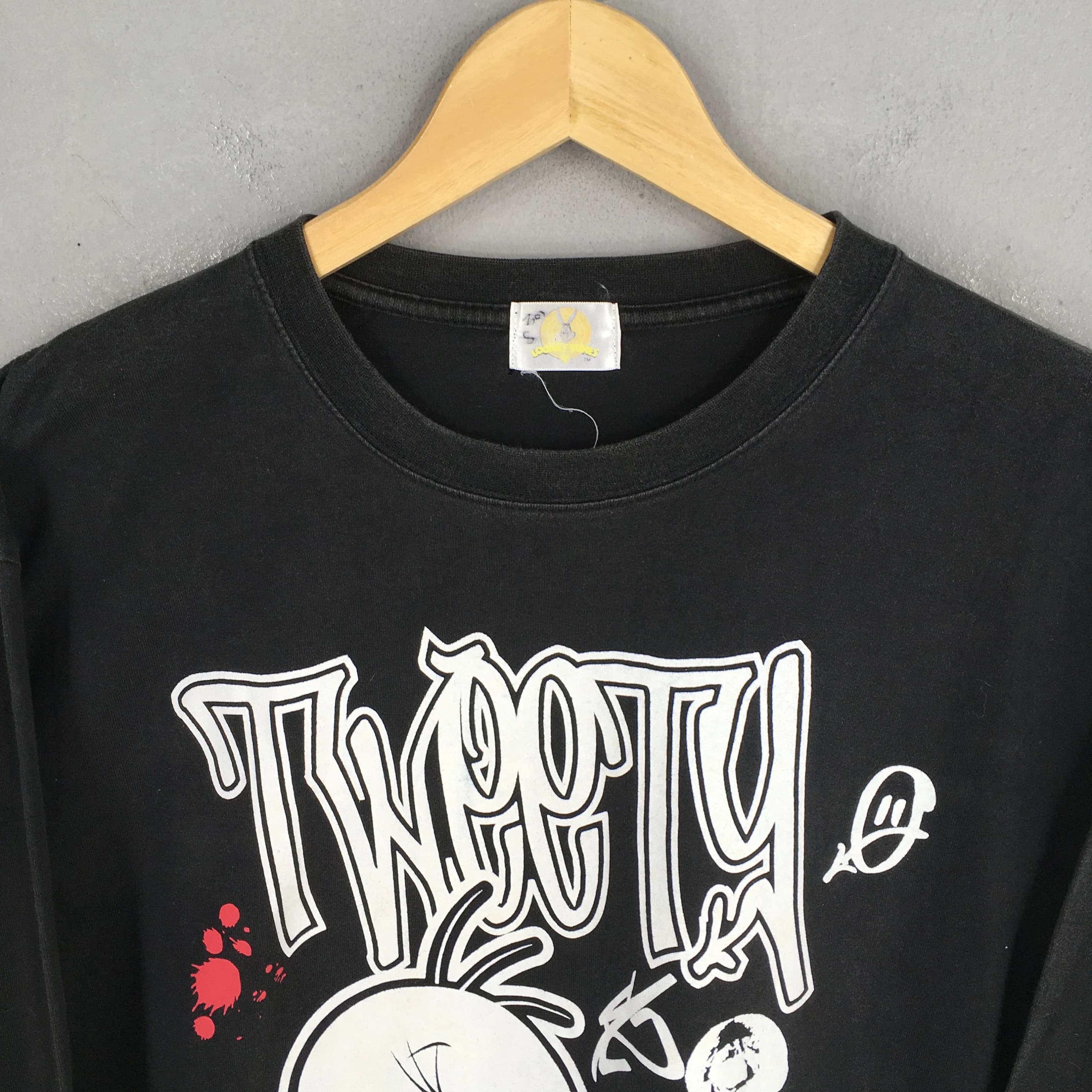 Vintage Looney Tunes Tweety Black T shirt Medium 90s Warner Bros Tweety Bad Ol Puddy Tat Tweety Yellow Bird Tunesquad Space Jam Tee Size M - image 3