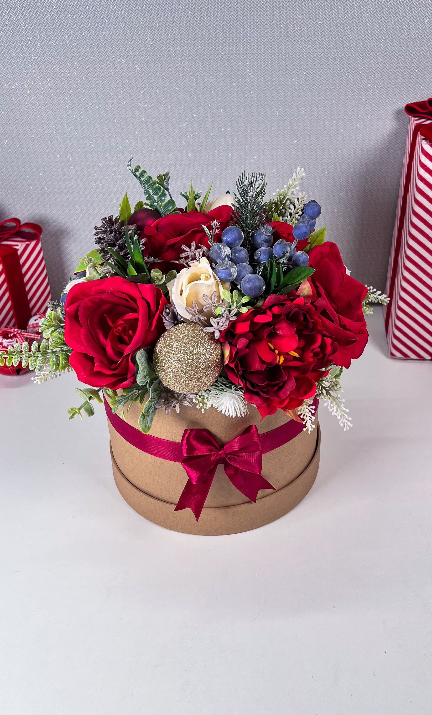 Christmas Floral Display, Candle Table Decoration, Artificial Flowers