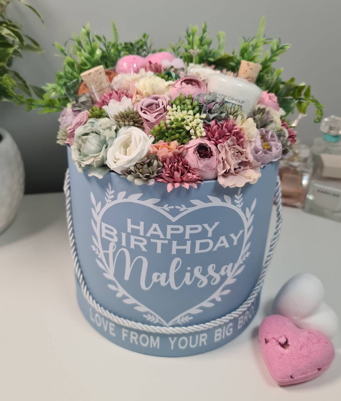 Personalised Floral Gift Box, Bath Bomb Pamper Set - image 3