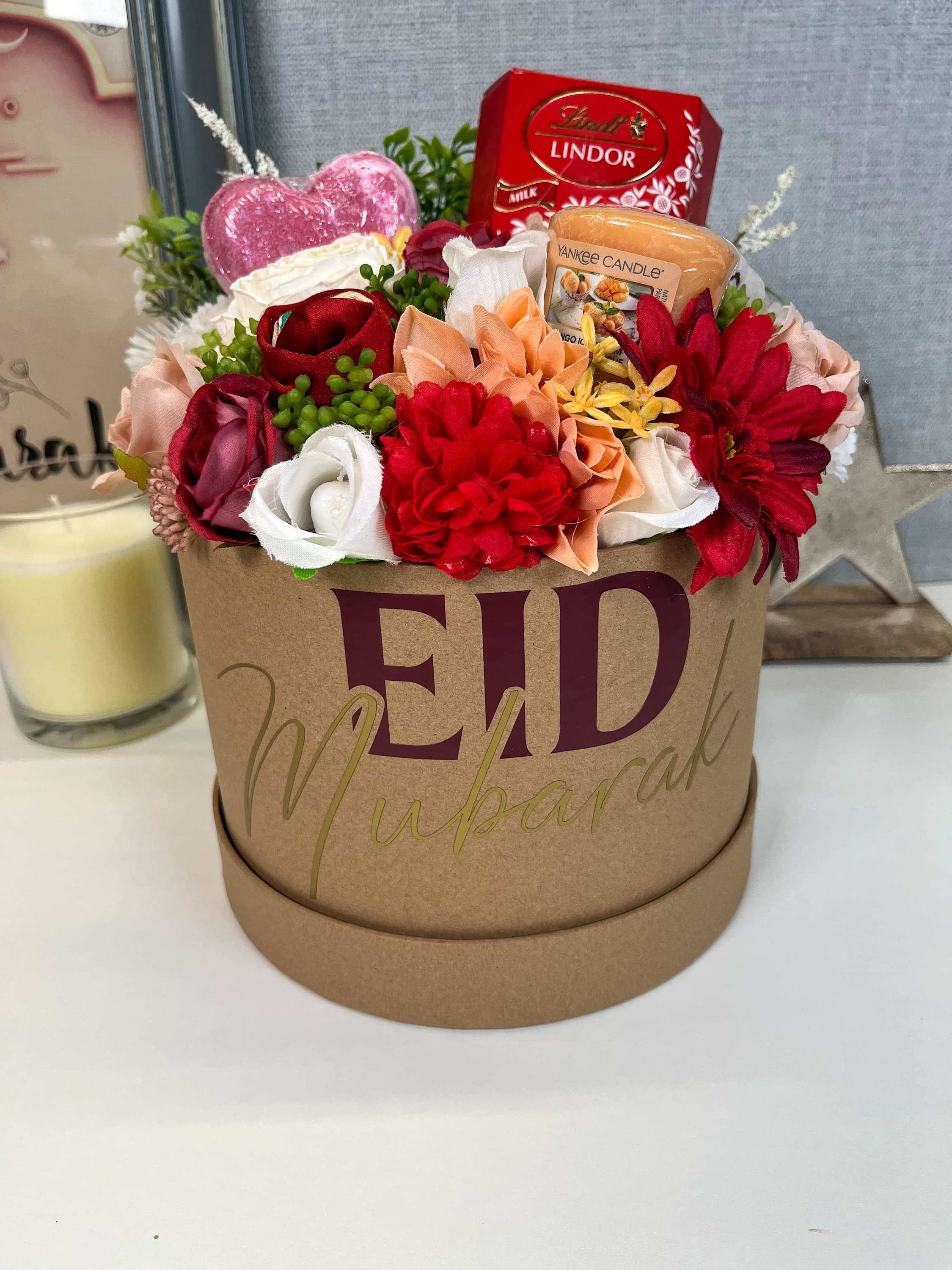 Personalised Umrah Mubarak Gift Set: Silk Flower Bouquet & Pamper Hamper - image 3