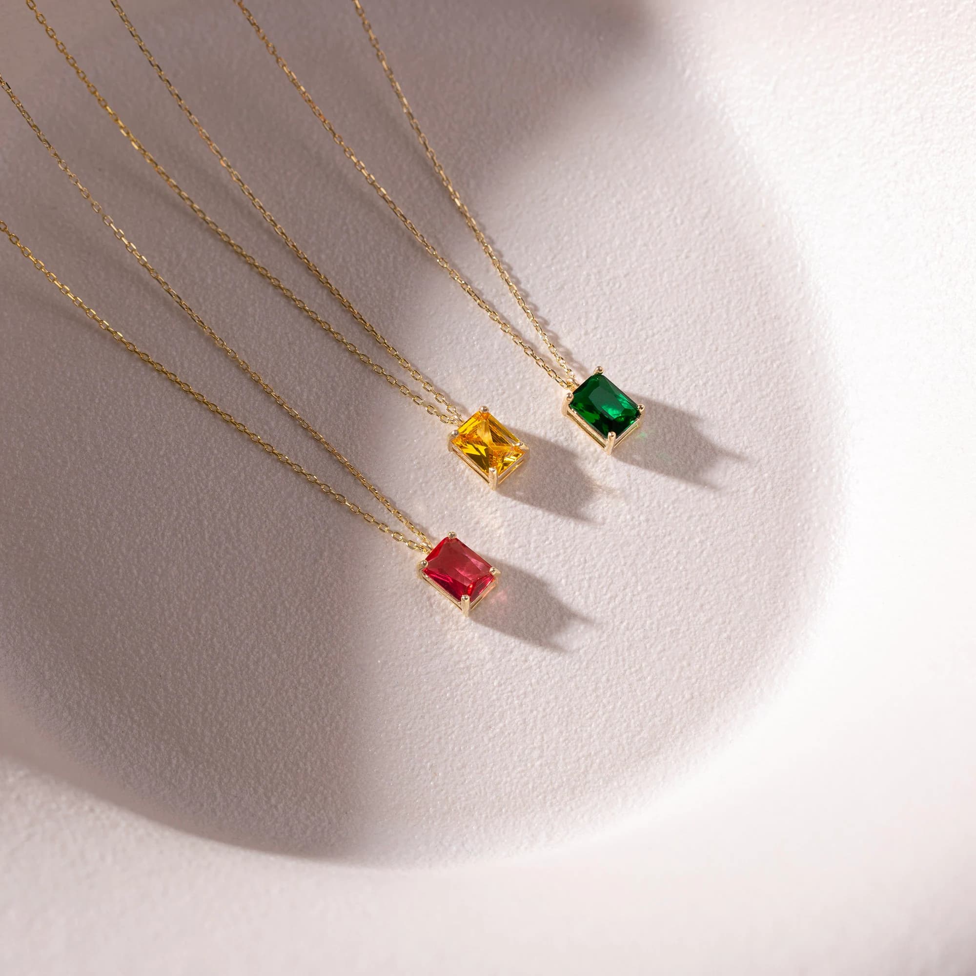 14k Solid Gold Rectangle Emerald Necklace, Minimalist Necklace, Emerald Necklace, May Birthstone Necklace, Mother days gift, Gift grandma - image 3