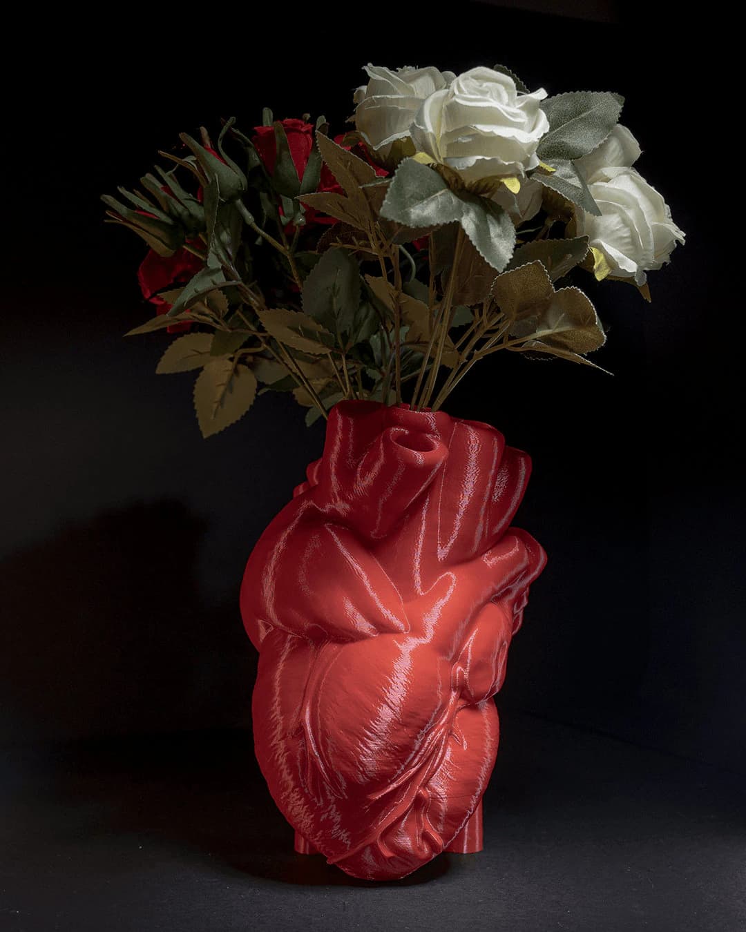 Elegant Realistic Heart Vase - 3D Printed Stunning Valentine's Day Centrepiece