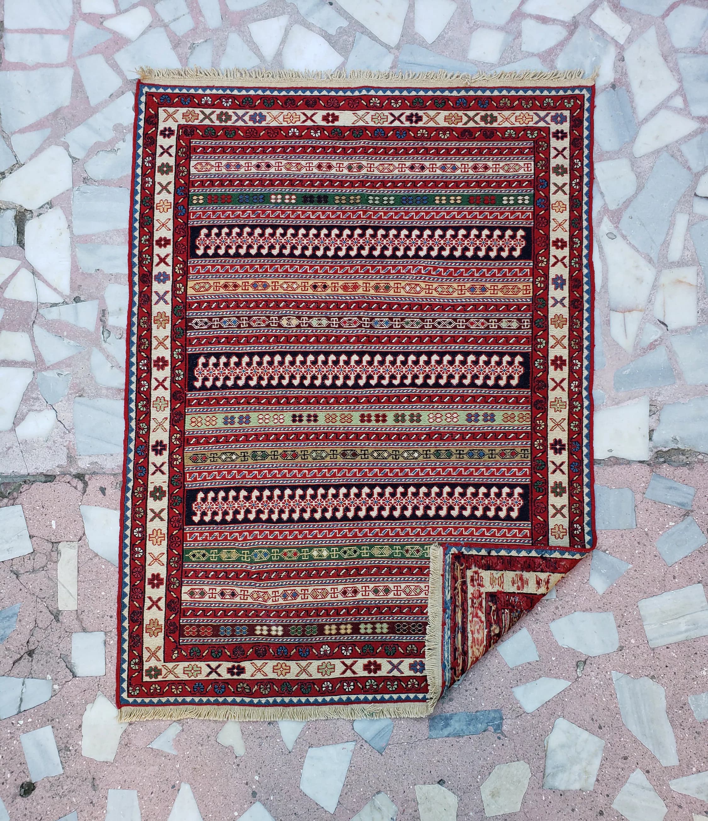Vintage Kurdish 3'4" x 4'6" Beautiful Silk Soumak Rug, Nomadic Woven Kilim Rug, Hand Knotted Wool Rah Rah Rug 1960s - FREE DOMESTIC SHIPPING - image 4