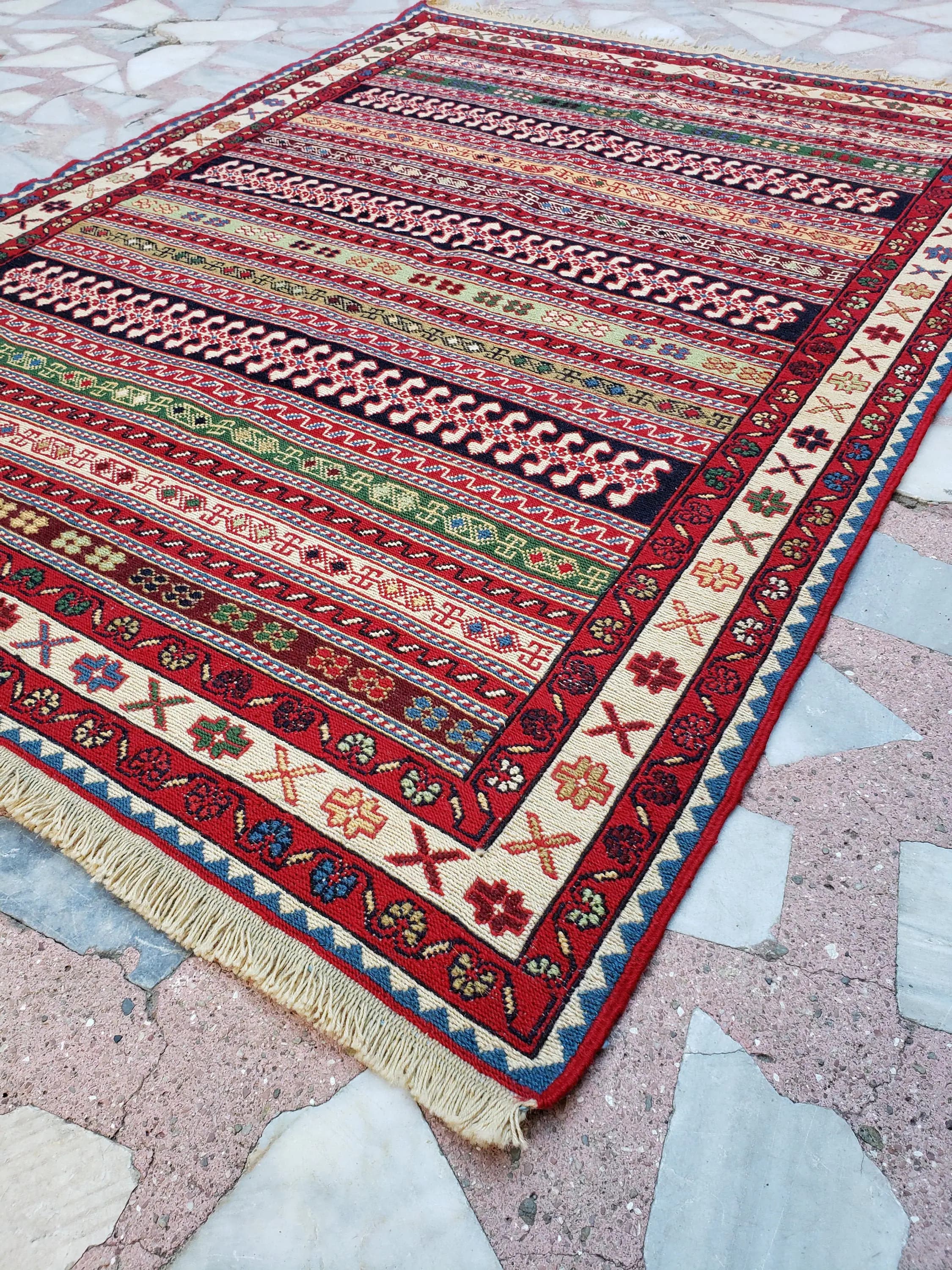 Vintage Kurdish 3'4" x 4'6" Beautiful Silk Soumak Rug, Nomadic Woven Kilim Rug, Hand Knotted Wool Rah Rah Rug 1960s - FREE DOMESTIC SHIPPING