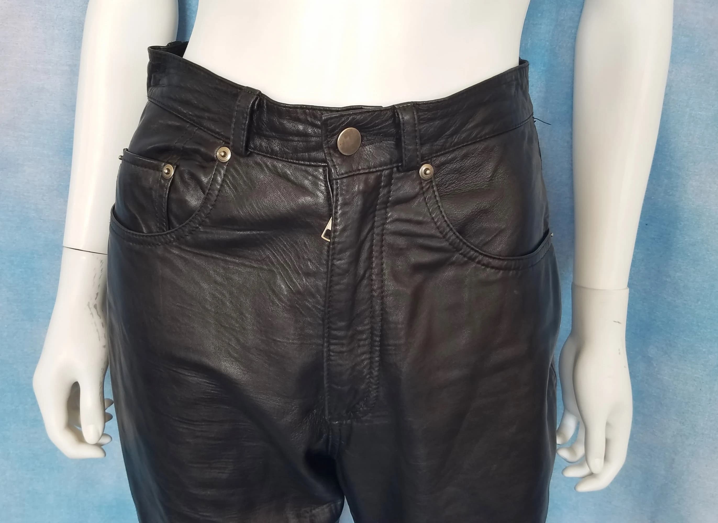 Vintage 1980s ULTRA RARE Designer Womens High Waisted Black Supple Soft Leather Motorcycle Pants/ Charivari New York/ Size 8 27”w 32.5” ins - image 5