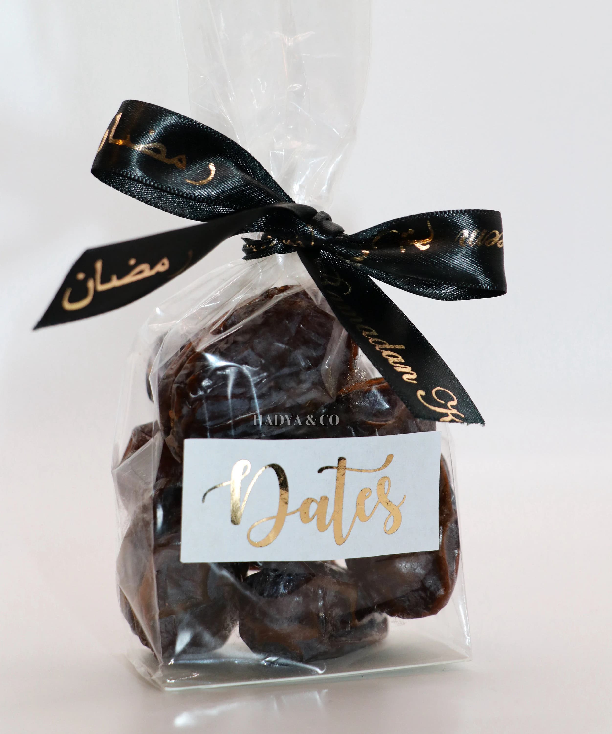 Dates Pouch - Luxury Medjool Dates from Palestine - Perfect as Umrah or Hajj gifting