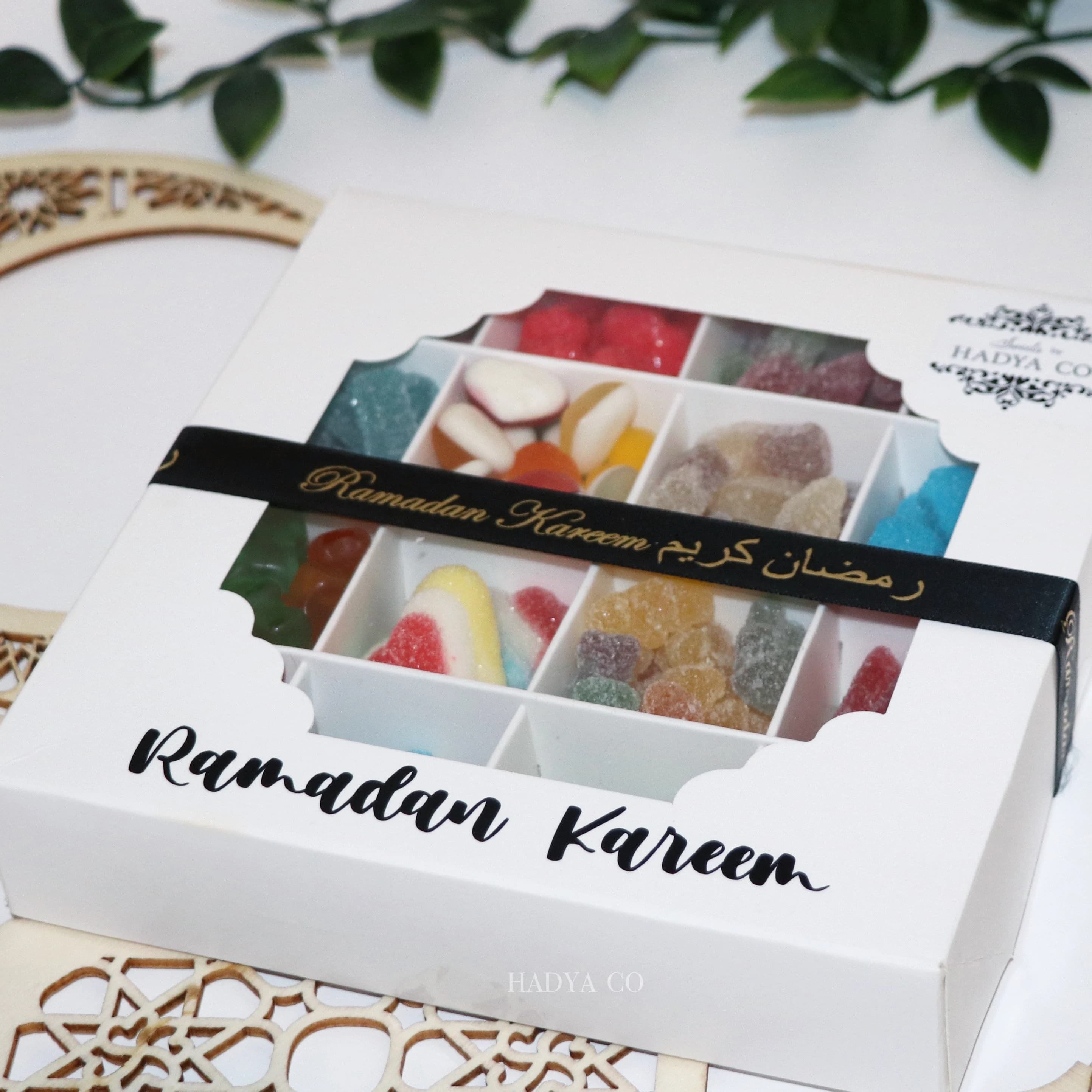 Ramadan Gift of Pick & Mix Halal Sweets Box - Gift for Iftar treats or Eid | Birthday/Wedding/ Nikkah/ Graduation/Family/ Sweets by Hadya Co