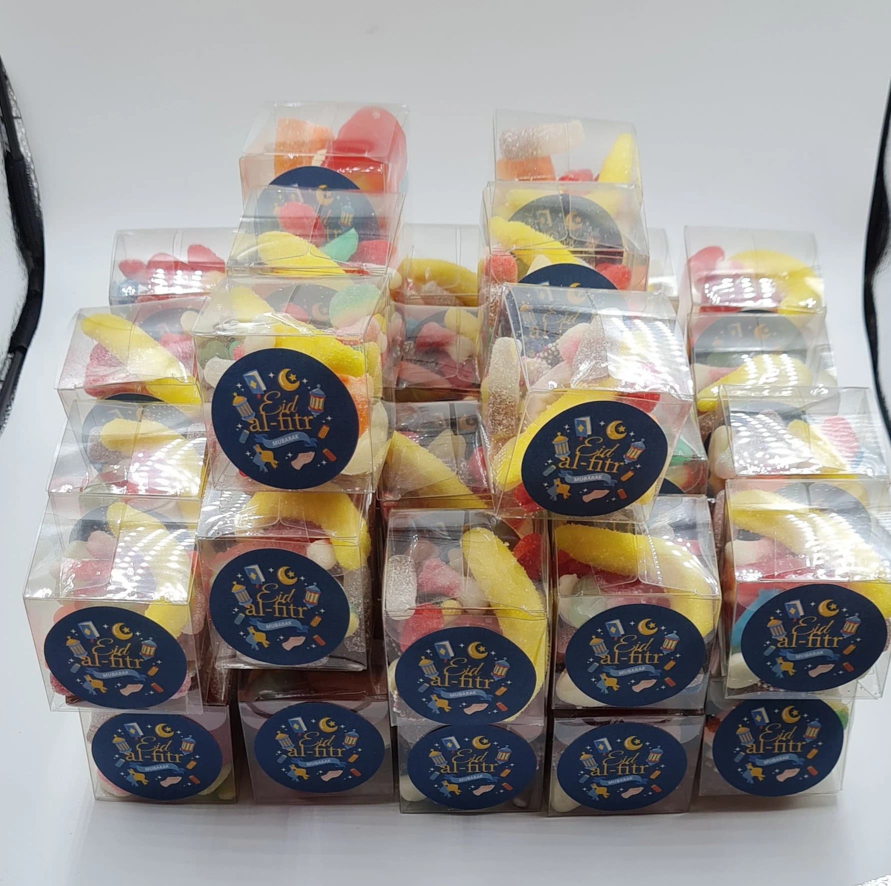 Halal Sweet Box: Ramadan Mubarak Gift, Personalized Option - image 2