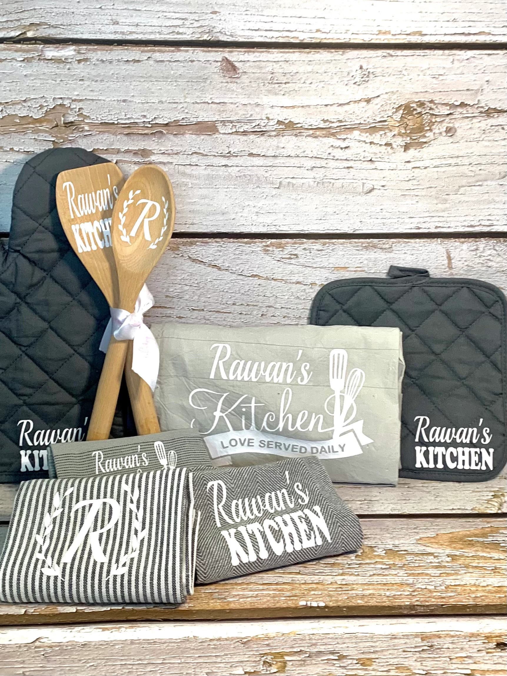 Personalized serving tray , personalized gifts , gift for mom , Christmas gift , cheese board , chopping board , Christmas Decor , gift - image 5