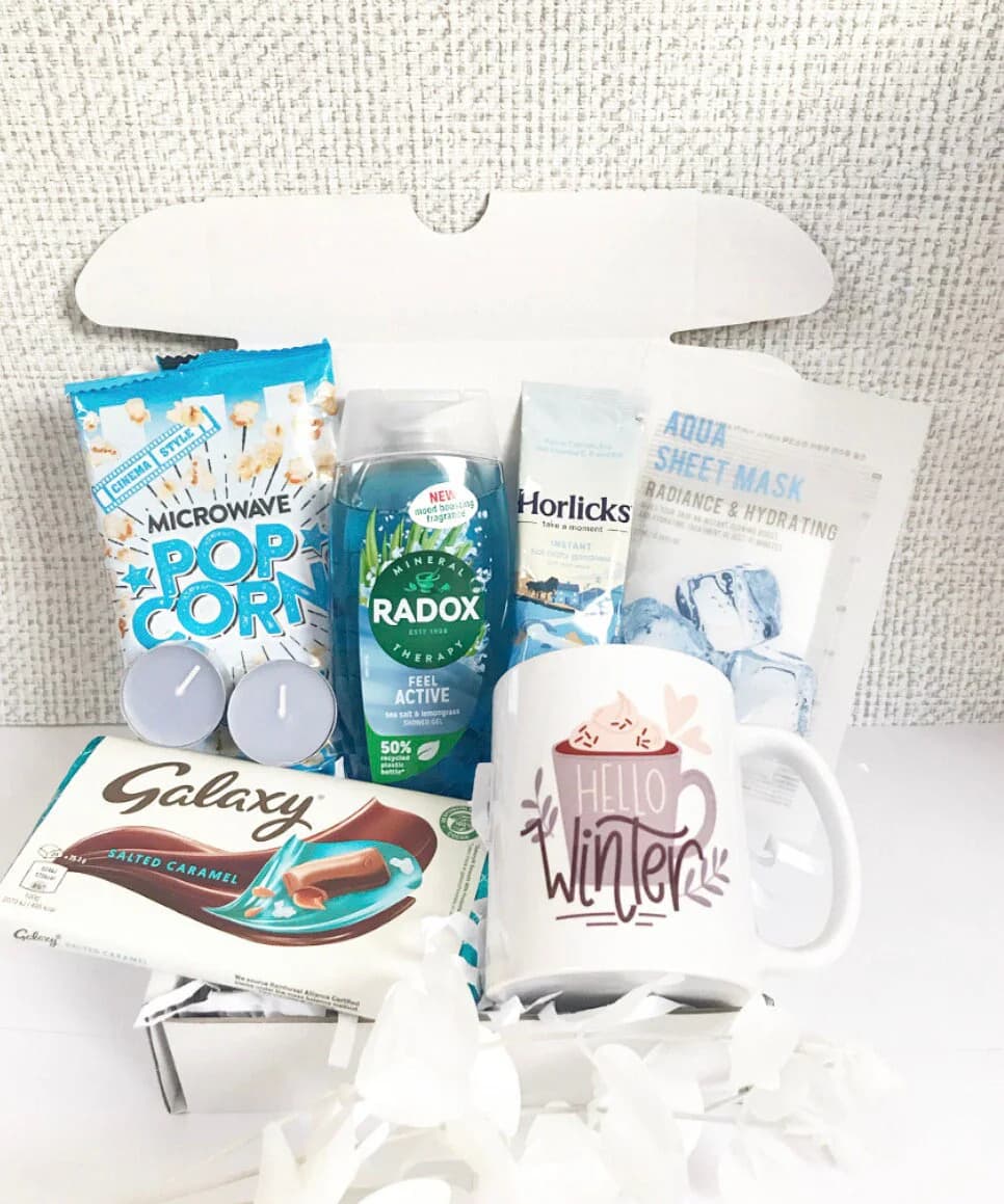 Luxury Christmas Pamper Hamper Self Care Hug in a Box Relaxation Gift for Her Gift Mother Thank You Get Well Soon Winter Autumn Secret Santa