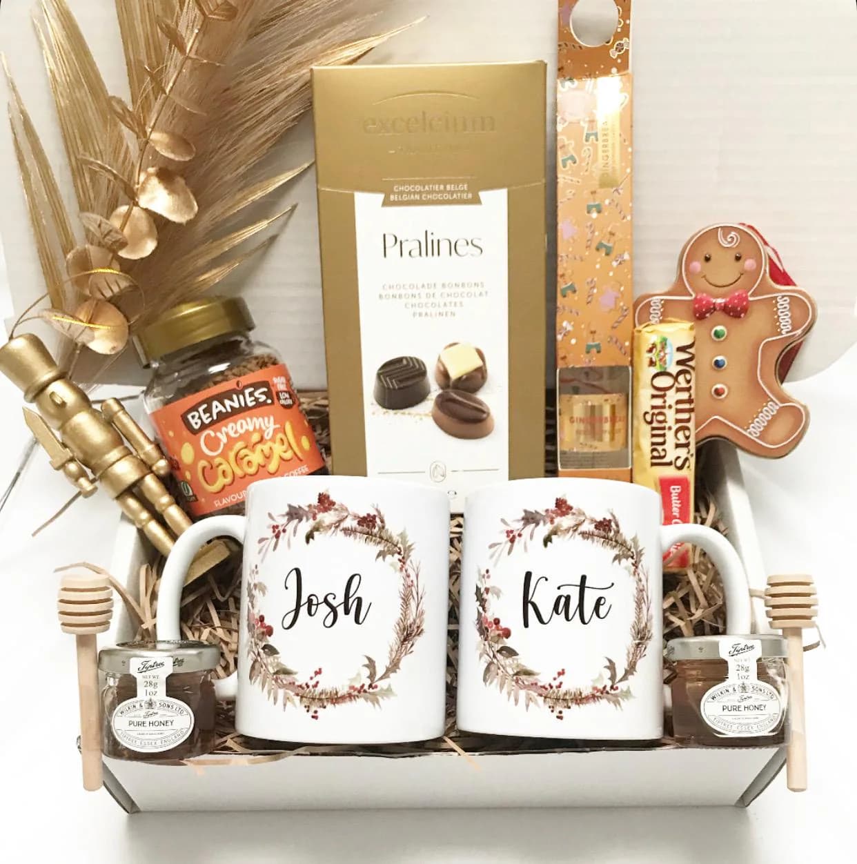 Luxury His & Hers Christmas Foodie Hamper Couple Gift Wedding Parents Cosy Treats Party Hug in a Box New House Chocolate Secret Santa