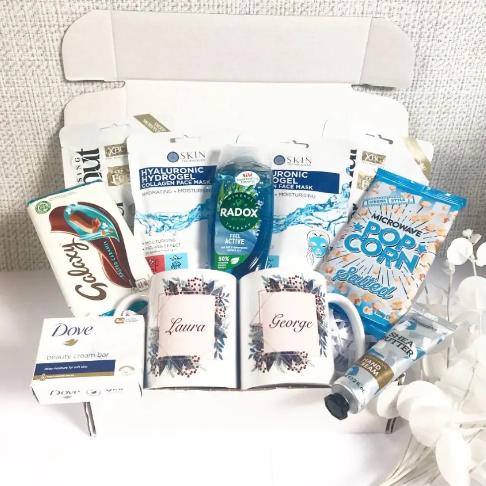 Luxury His & Hers Wedding Pamper Hamper Couple Gift Parents Cosy Treats Party Hug in a Box New House Anniversary Engagement Family Friends