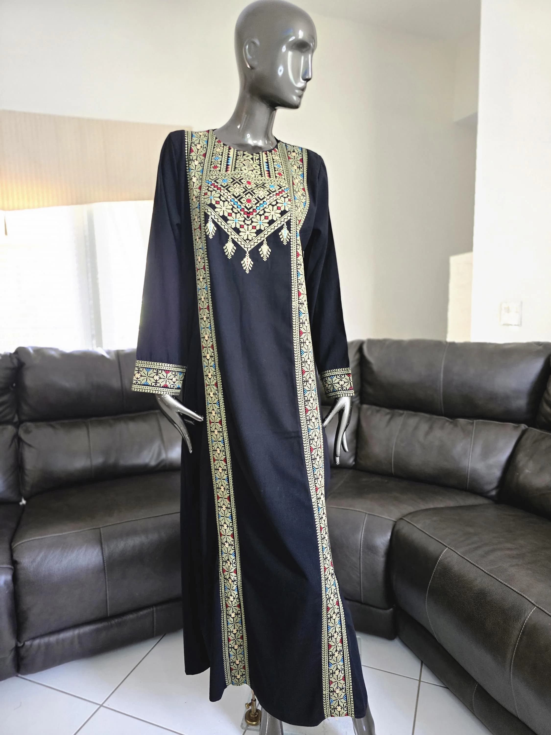 A Beautiful Black Embroidered Dress / Thobe / Kaftan with Green Embroidery Comes without a belt