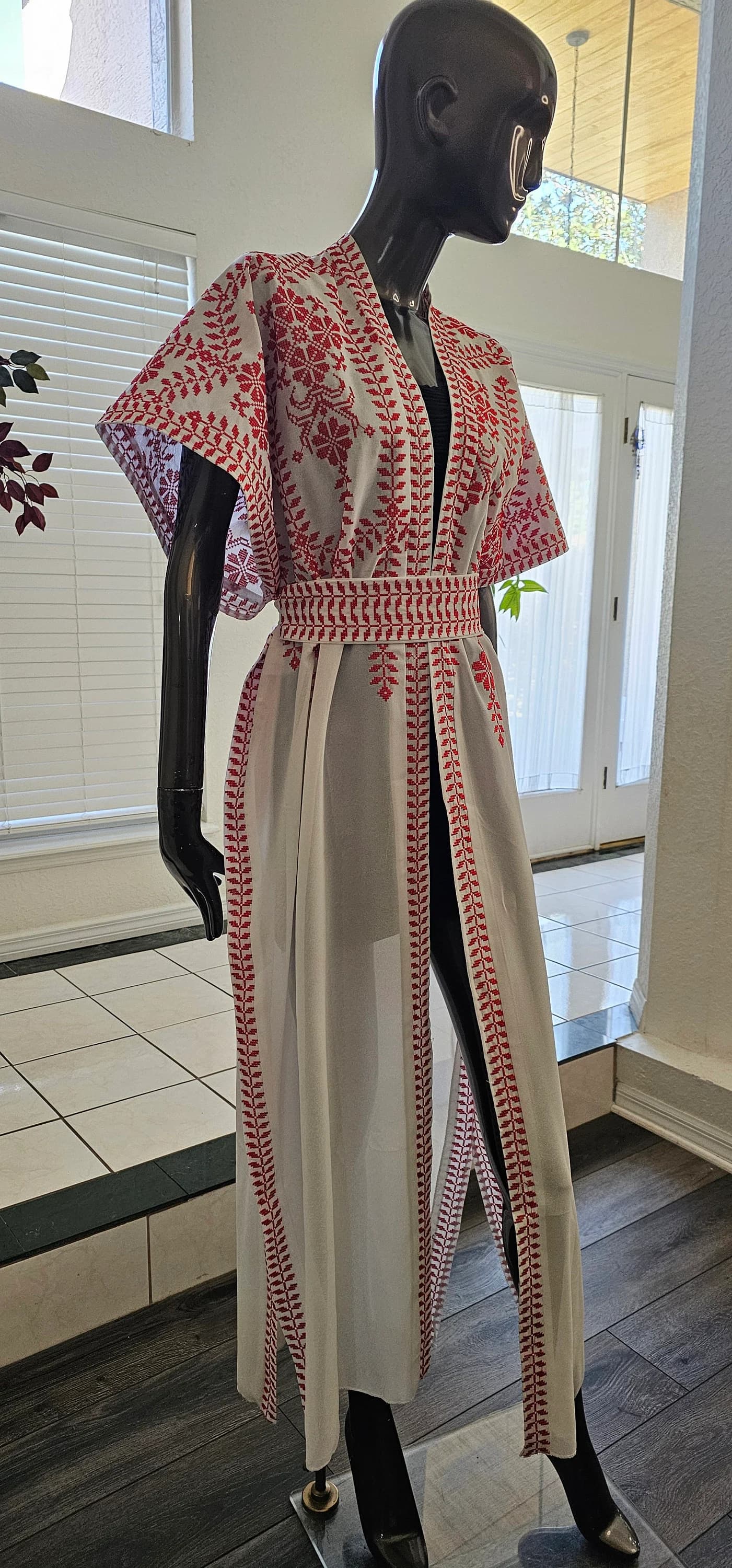 Traditional modern Palestinian Jordanian white Embroidered Tatreez Abaya Bisht Kaftan Thobe with red embroidery & an Embroidered belt