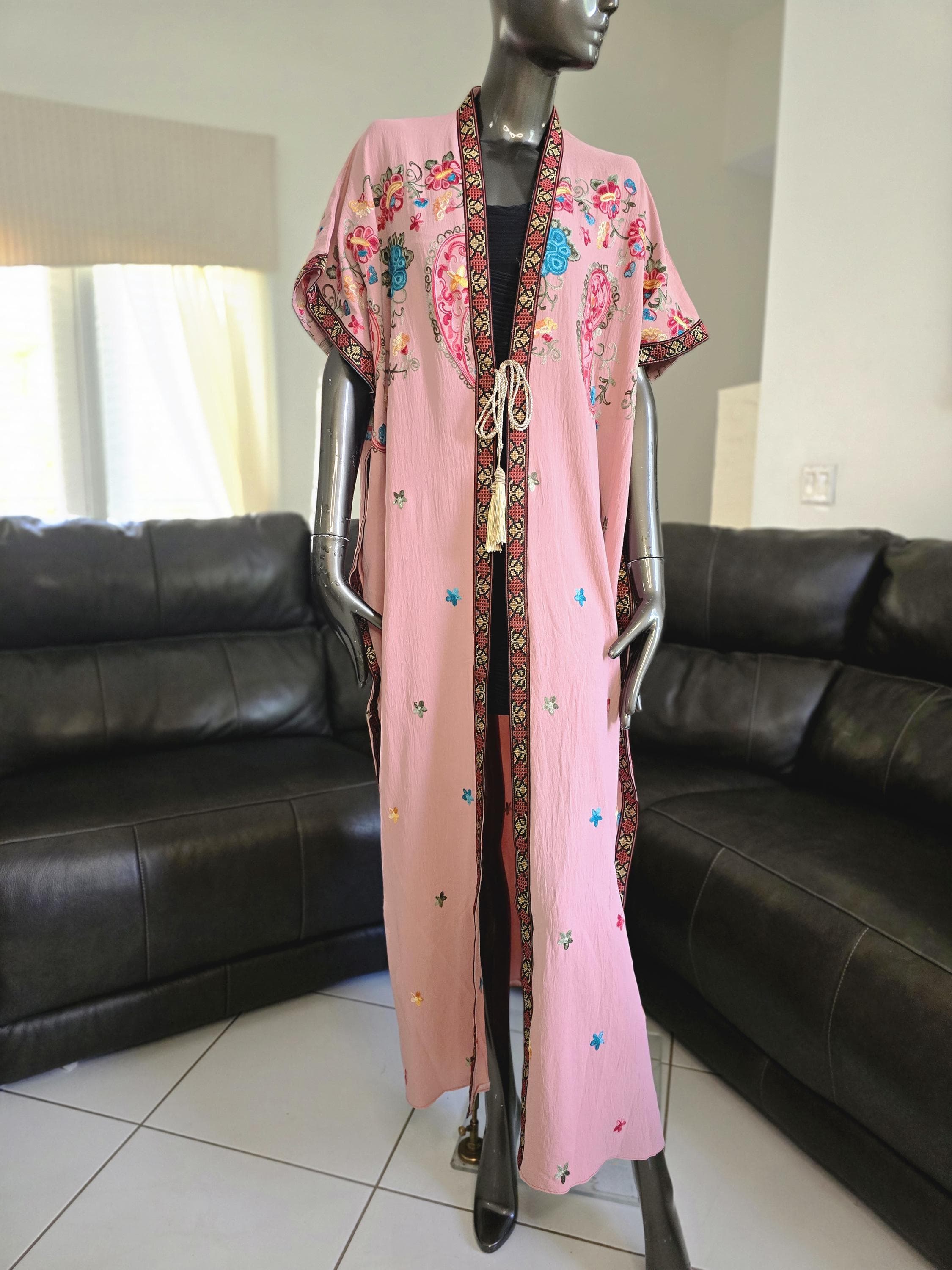 Peach Abaya / Bisht / Kaftan / Thobe with colorful floral embroidery Tatreez - image 5