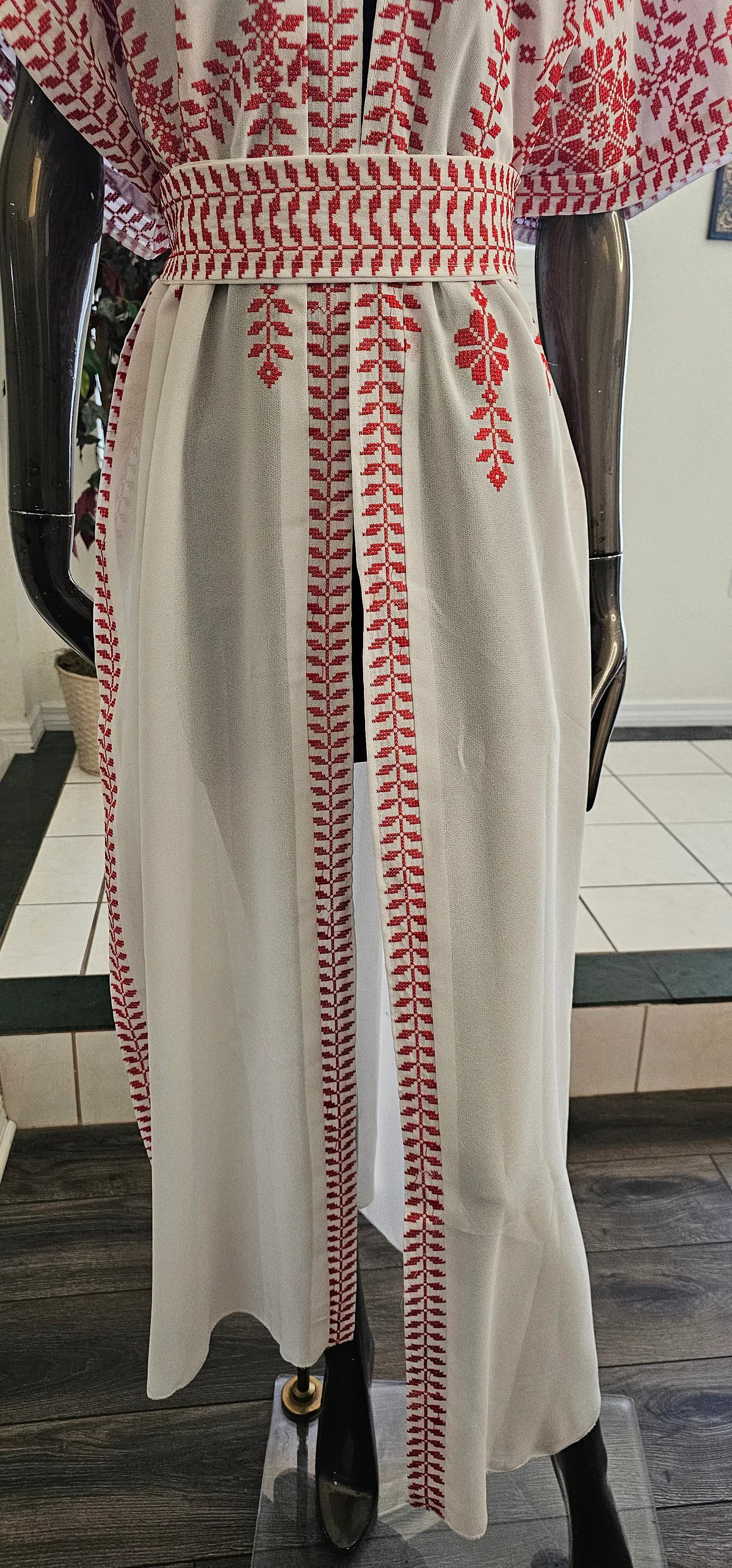 Traditional modern Palestinian Jordanian white Embroidered Tatreez Abaya Bisht Kaftan Thobe with red embroidery & an Embroidered belt