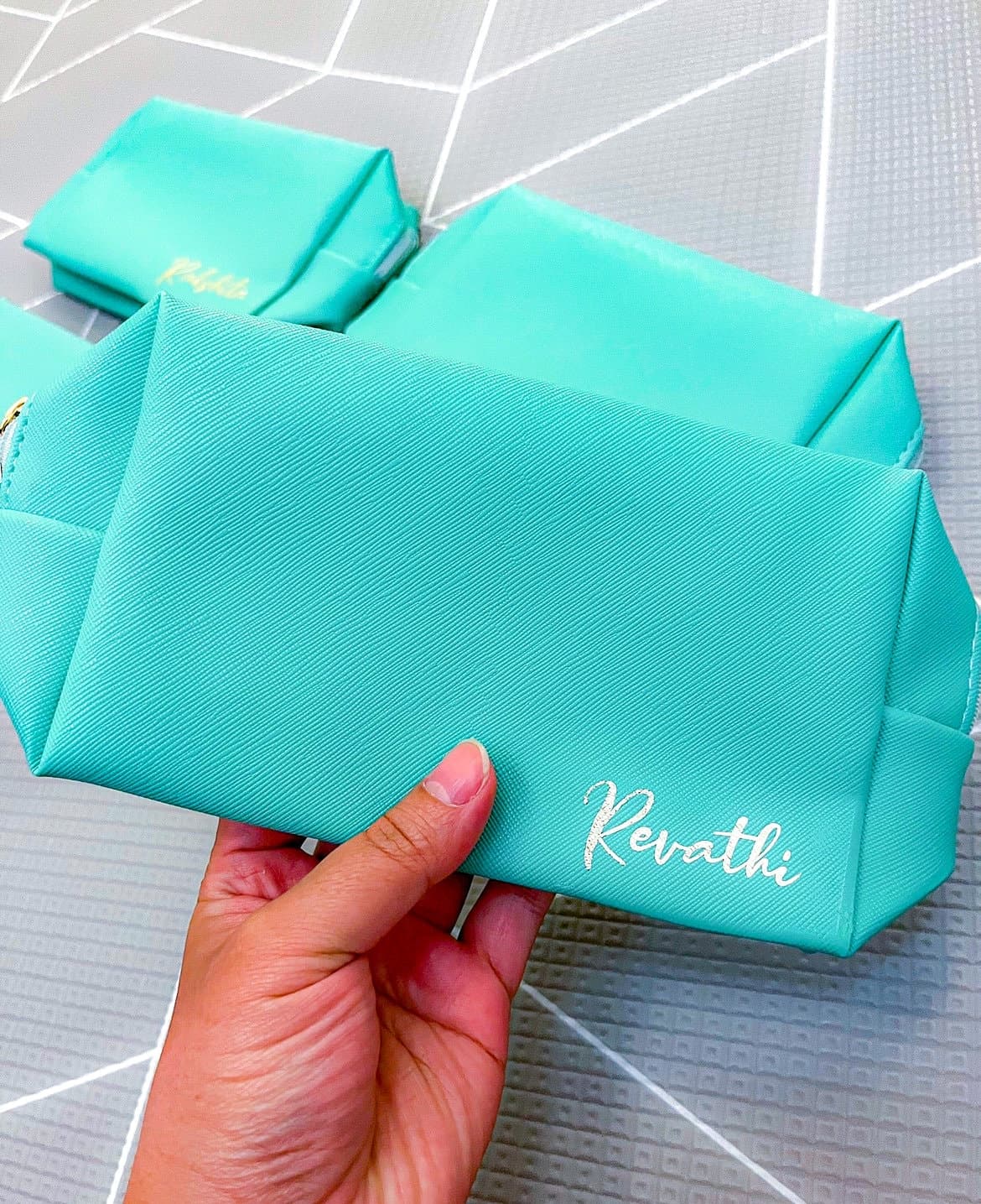 Bridesmaid Proposal Makeup Bag Gifts For her, Teenage Girl Gift Personalized Makeup Bag, Will You Be My Bridesmaid, Bridesmaids Present