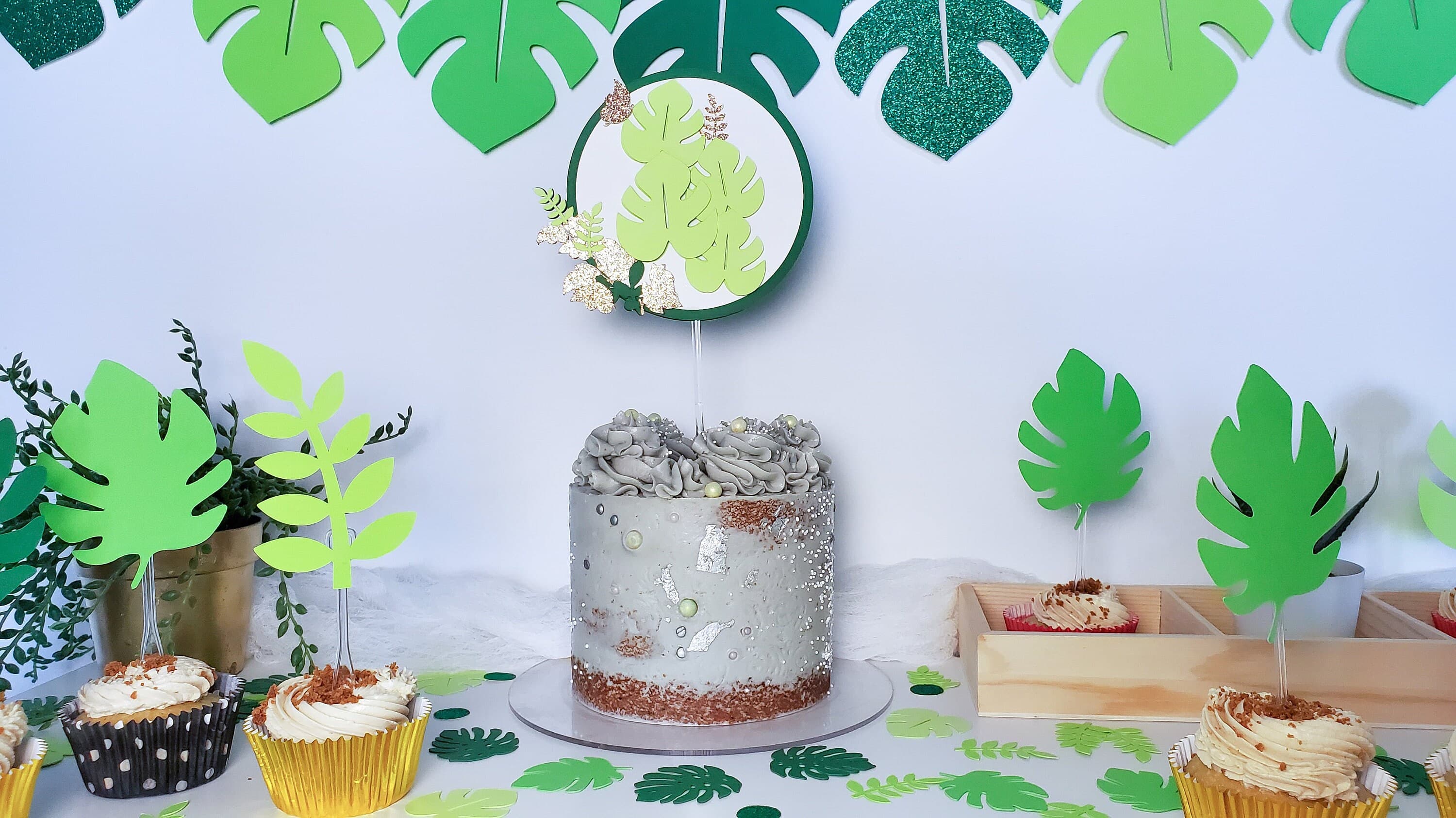 Safari Party Decor Package for Baby Shower, Complete Party Decoration Set for a Wild One Theme, Jungle Themed Decorations