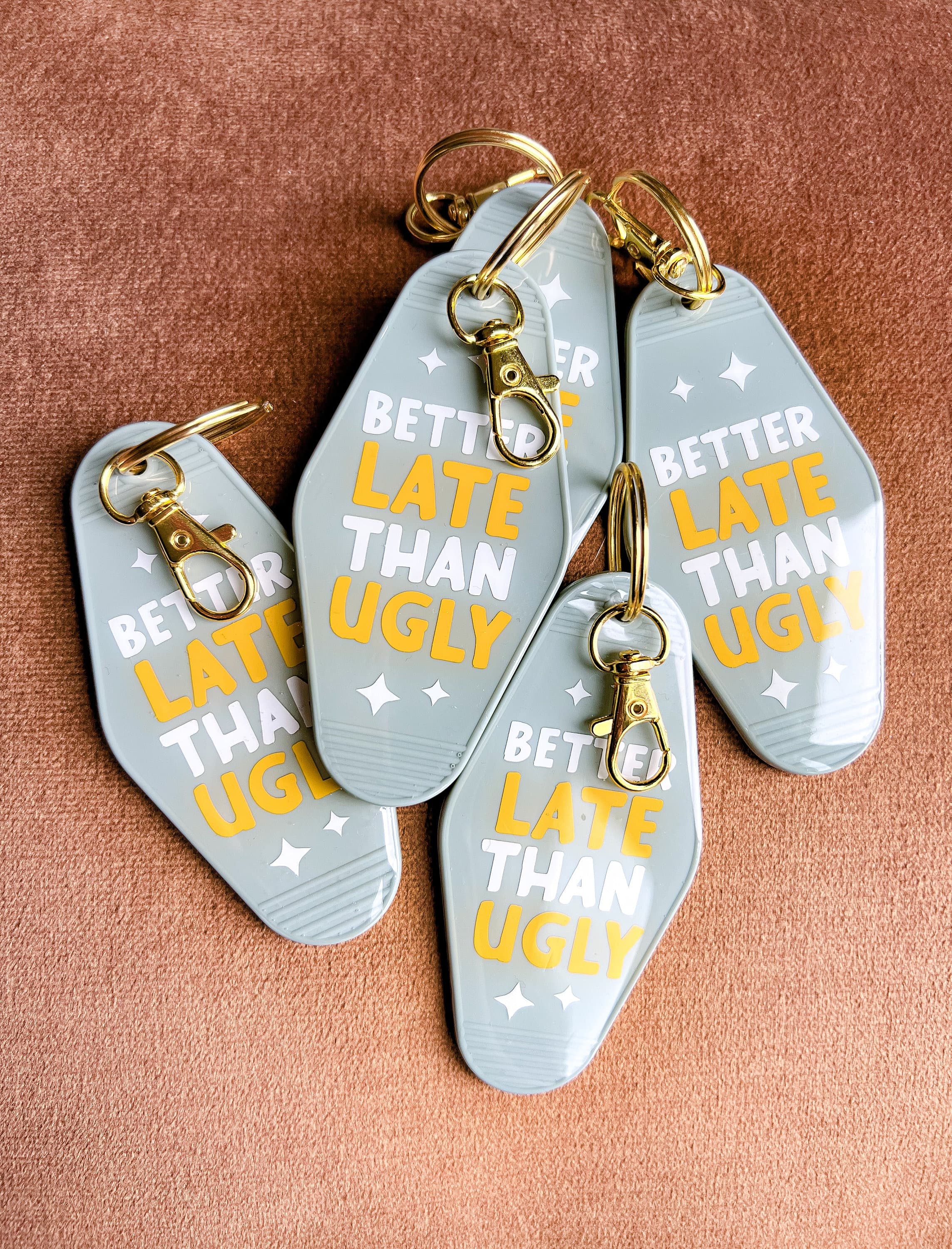 Retro Motel Keychain Funny Going Away Gift For Coworker Key Tag Better Late Than Ugly Goodbye Gift Farewell Acrylic Keychain Gift For Her