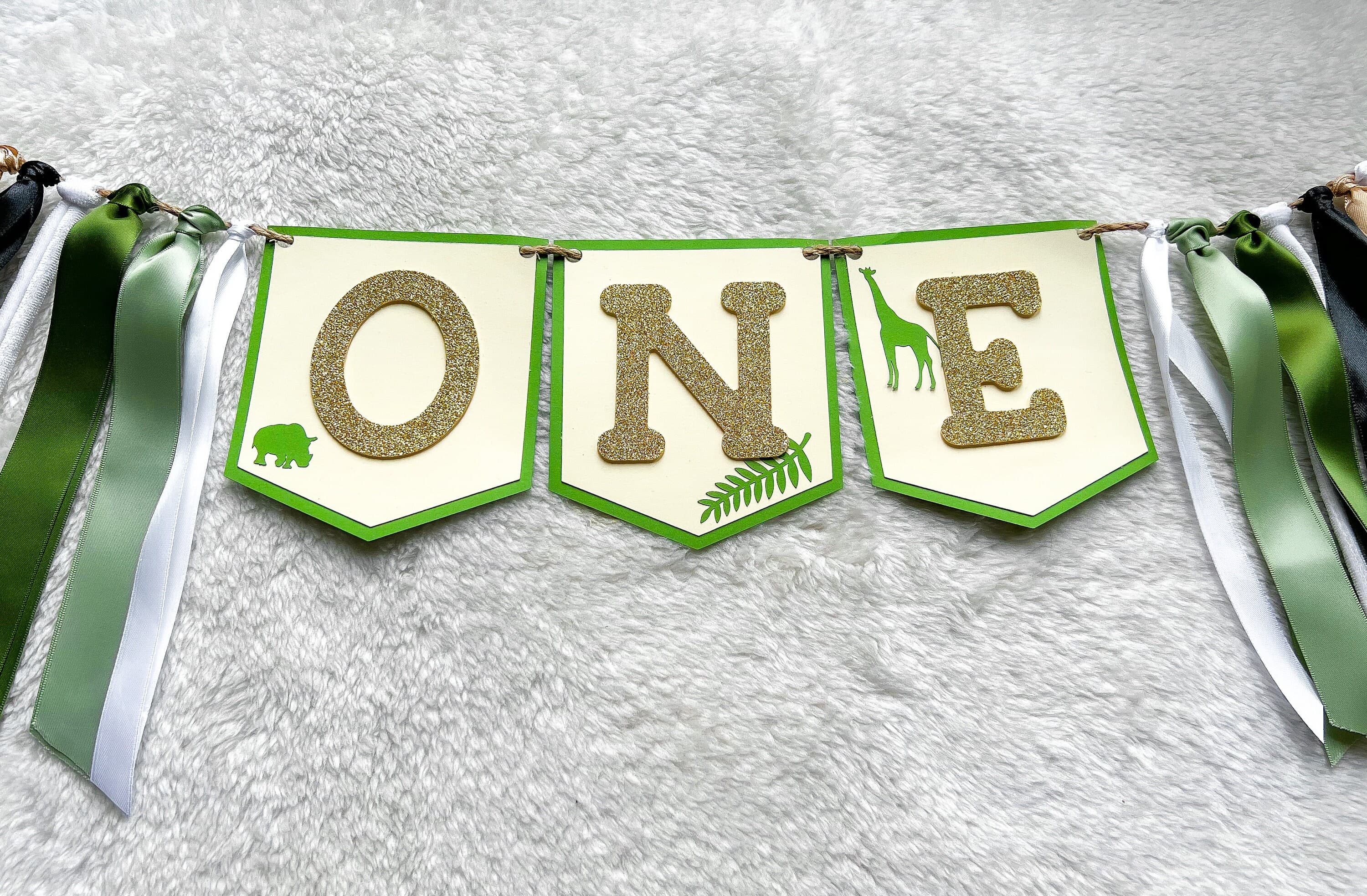 Safari Green High Chair Ribbon Banner, Smash Cake Ribbon Garland, Smash Cake Photo Prop, Jungle Baby Photoshoot