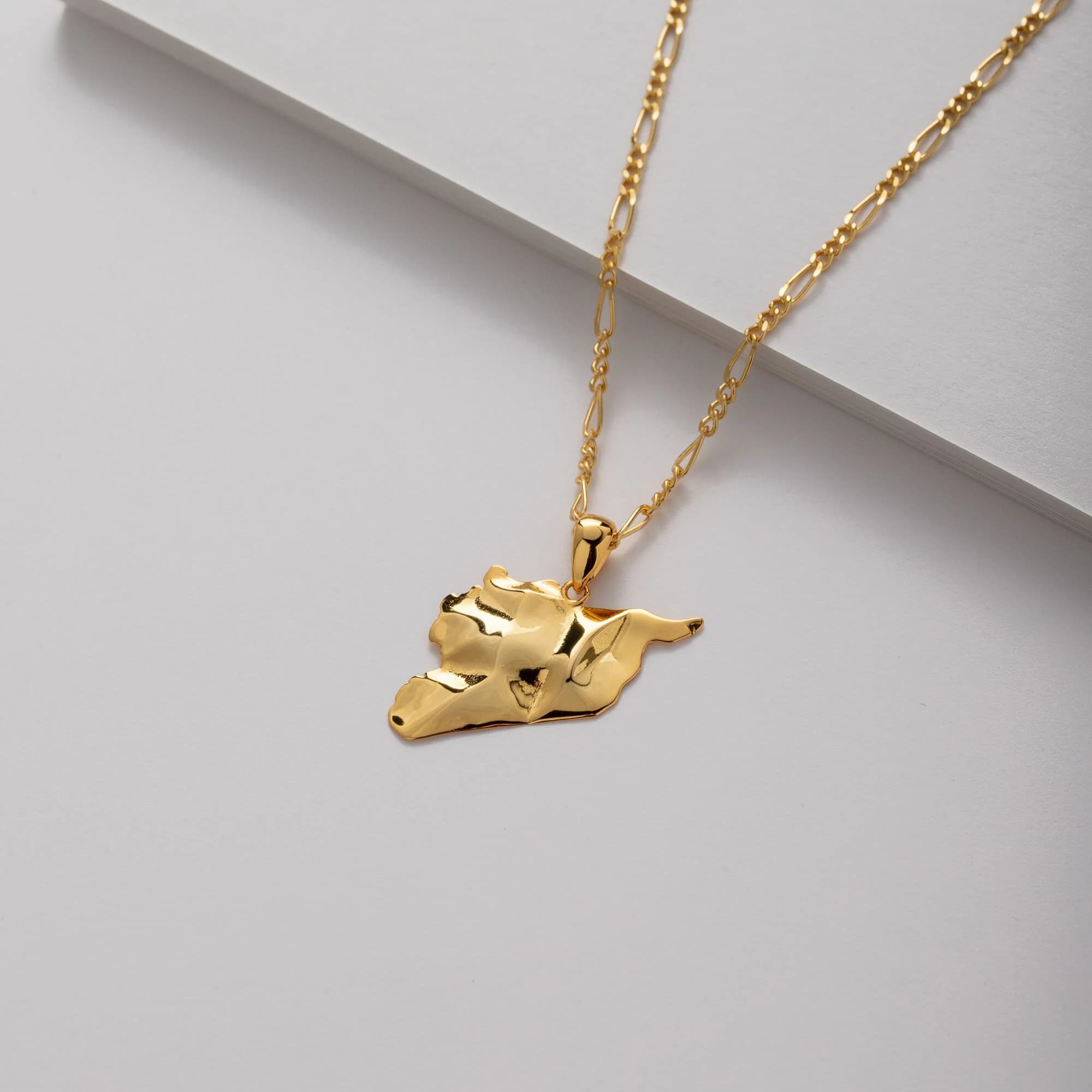 Syria Map Necklace 3D (18K GOLD / SILVER)