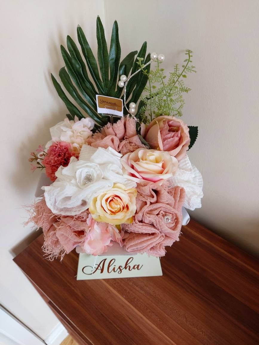 Scarf Hijab Bouquet Flower Gift Thank You Congratulations Wedding Engagement christmas Umrah Birthday Mother's Day hamper bespoke gifts