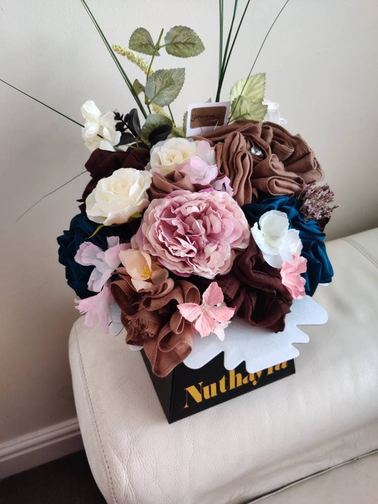 Scarf Hijab Bouquet Flower Gift Thank You Congratulations Wedding Engagement Eid Hajj Umrah Birthday Mother's Day hamper bespoke gifts - image 4