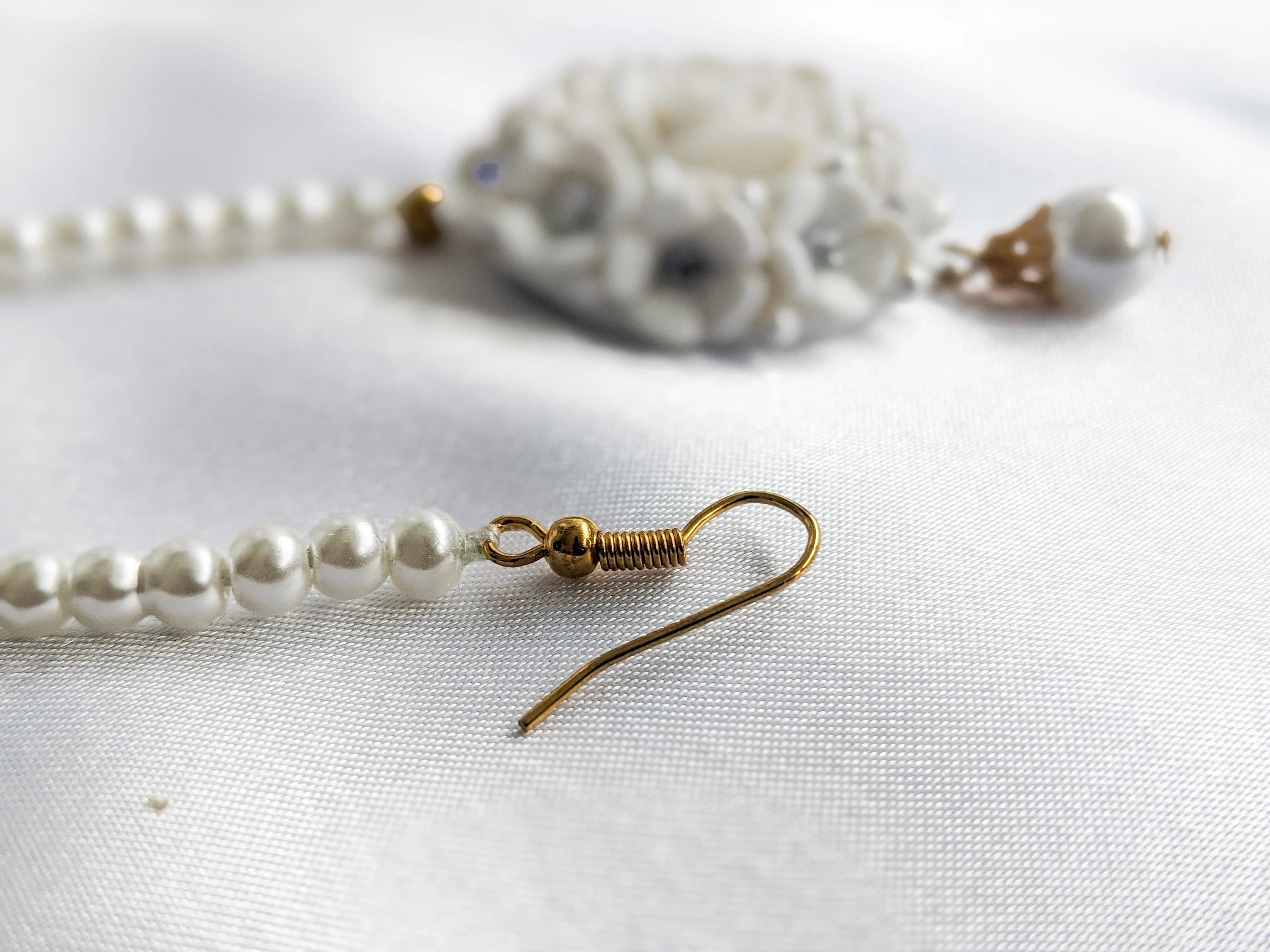 Signature - 5pc Set of Ring, Jhumka, Necklace, and Maang Tikka - image 4