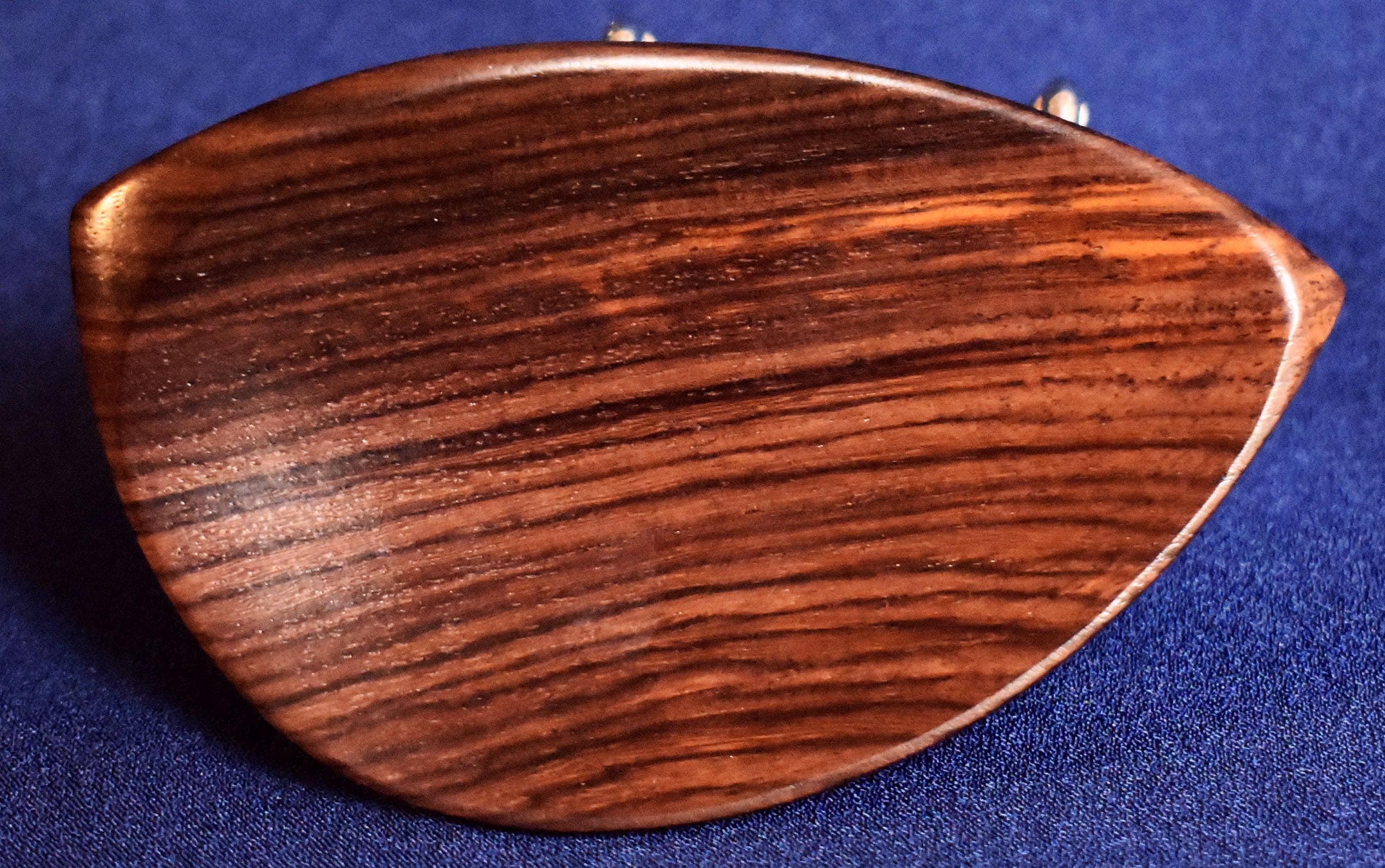 Extra High Teka Violin Chinrest in Indian Rosewood by Figaro Importers (40 and 50mm height) - image 4
