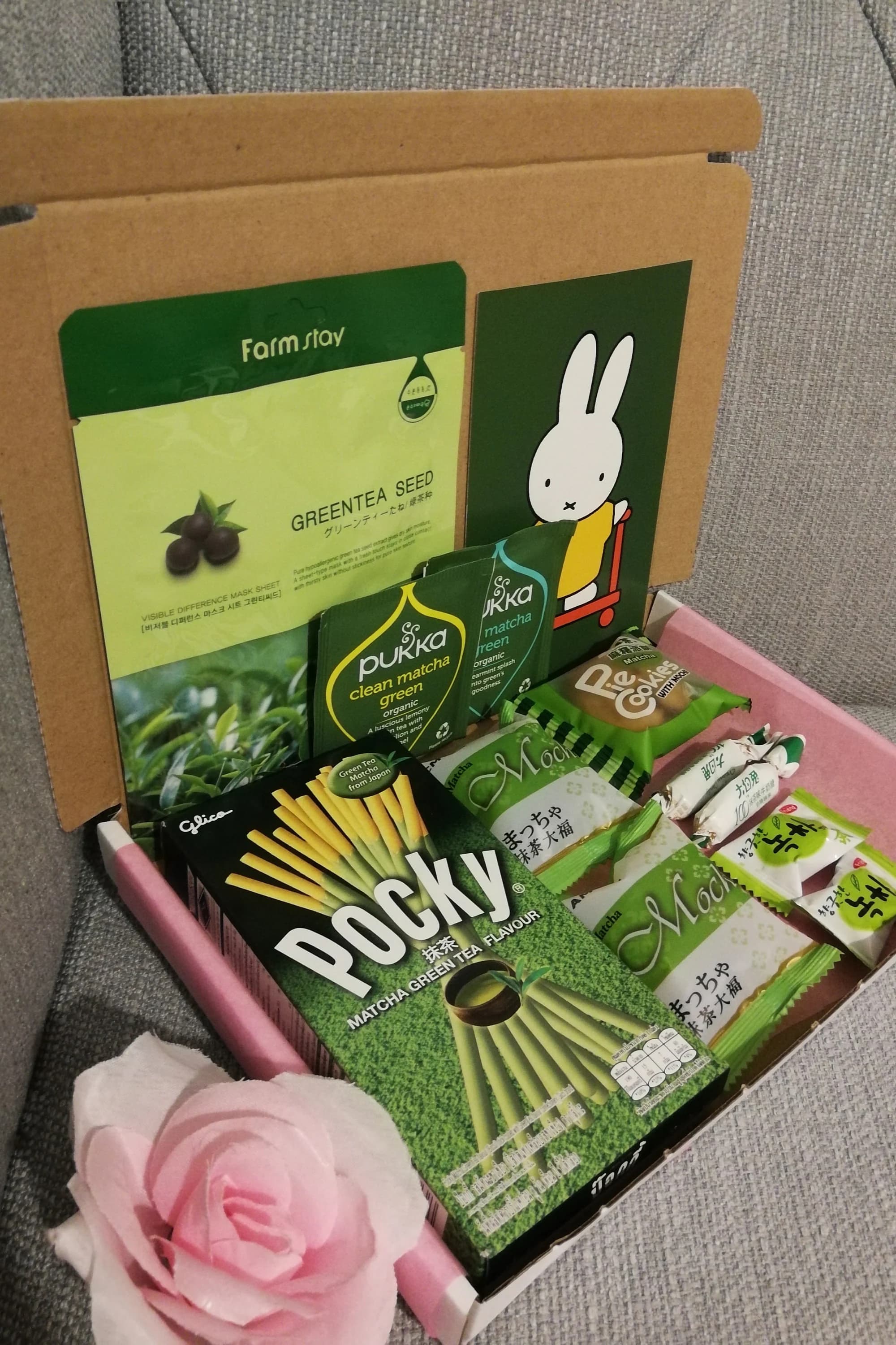 Unique Cute Korean Japanese Letterbox Gift, Hug In A Box, Birthday Surprise, Care Package, Beauty and Snacks, Green Tea Matcha Lover, Asian