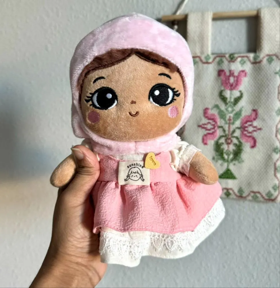 Zoya Plushie - Hijabi Doll