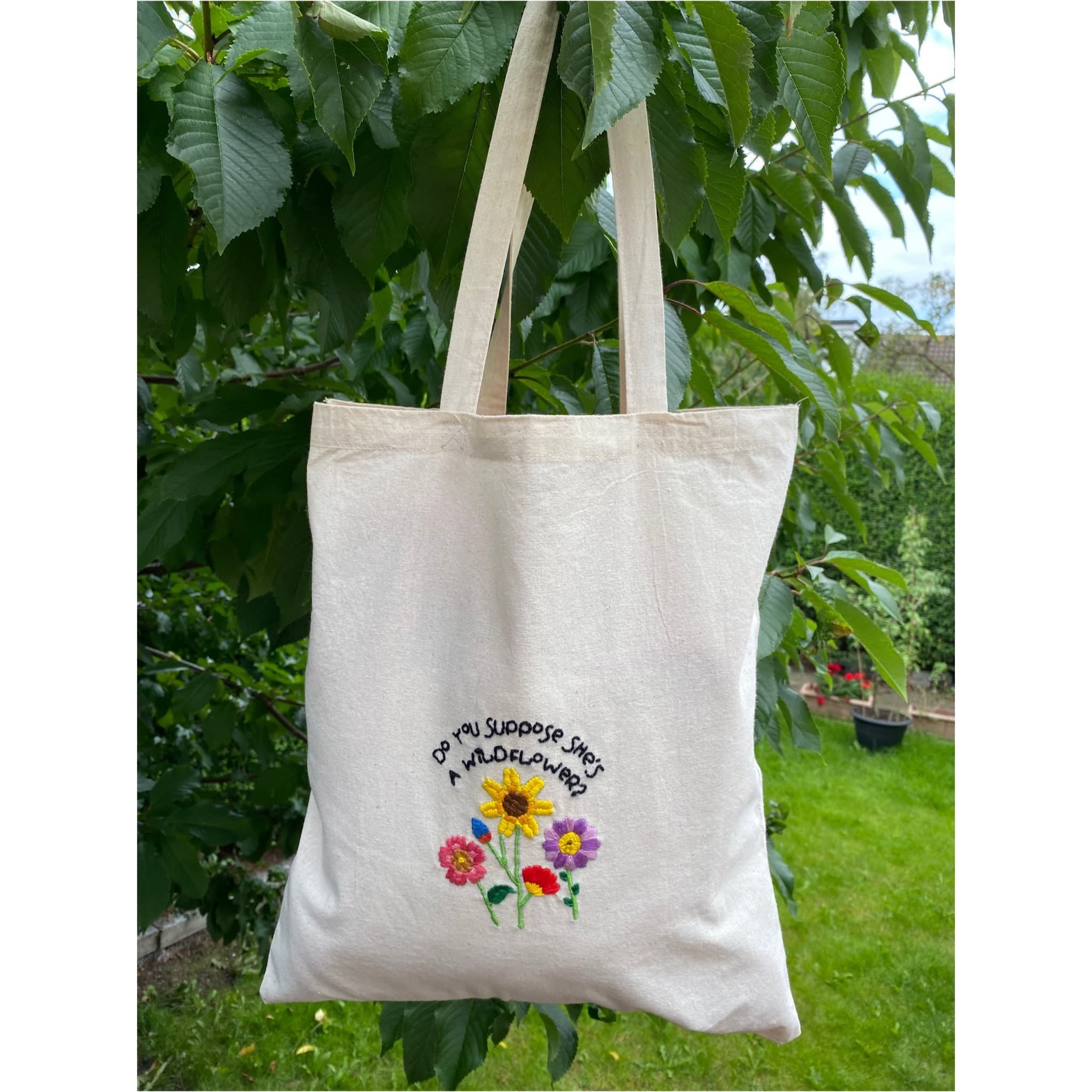 Floral tote bag | Eco tote bag | Vegan tote bag | Hand embroidered tote bag | Cotton tote bag | Handmade