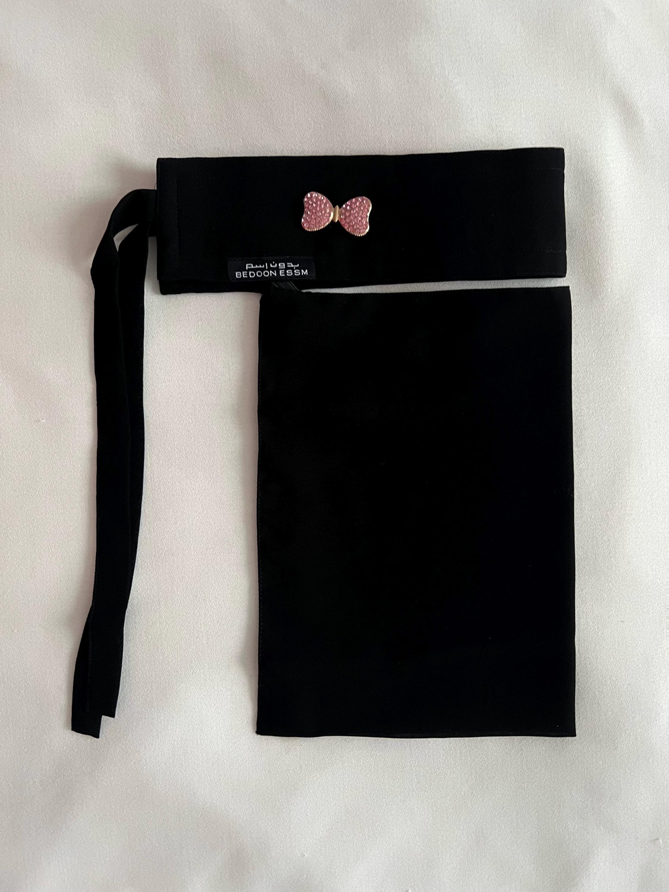 Saudi niqab with pink diamond bow design