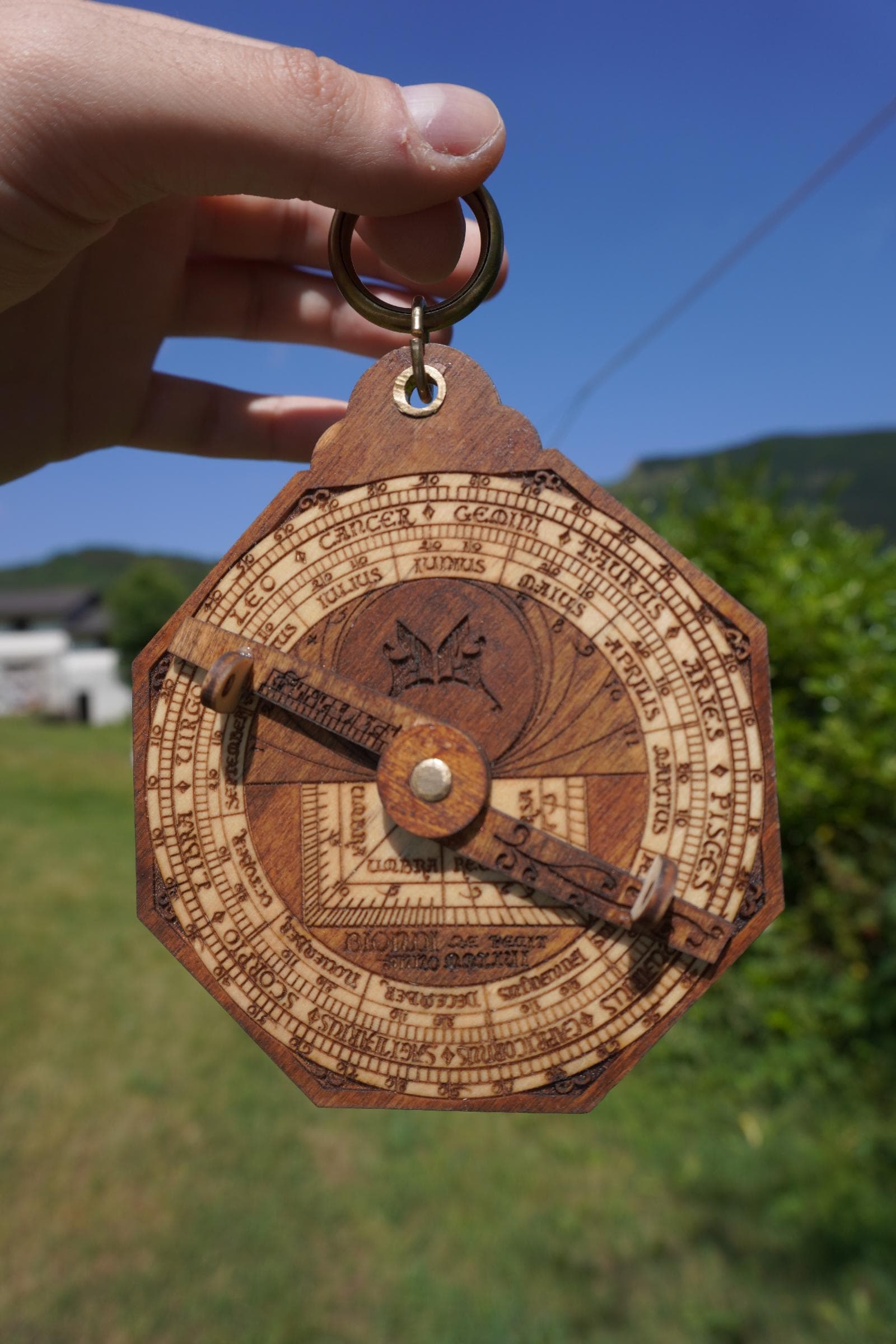 Pocket Astrolabe – Fully Functional - personalized for your latitude – Gift for Stargazers and History Lovers - image 5