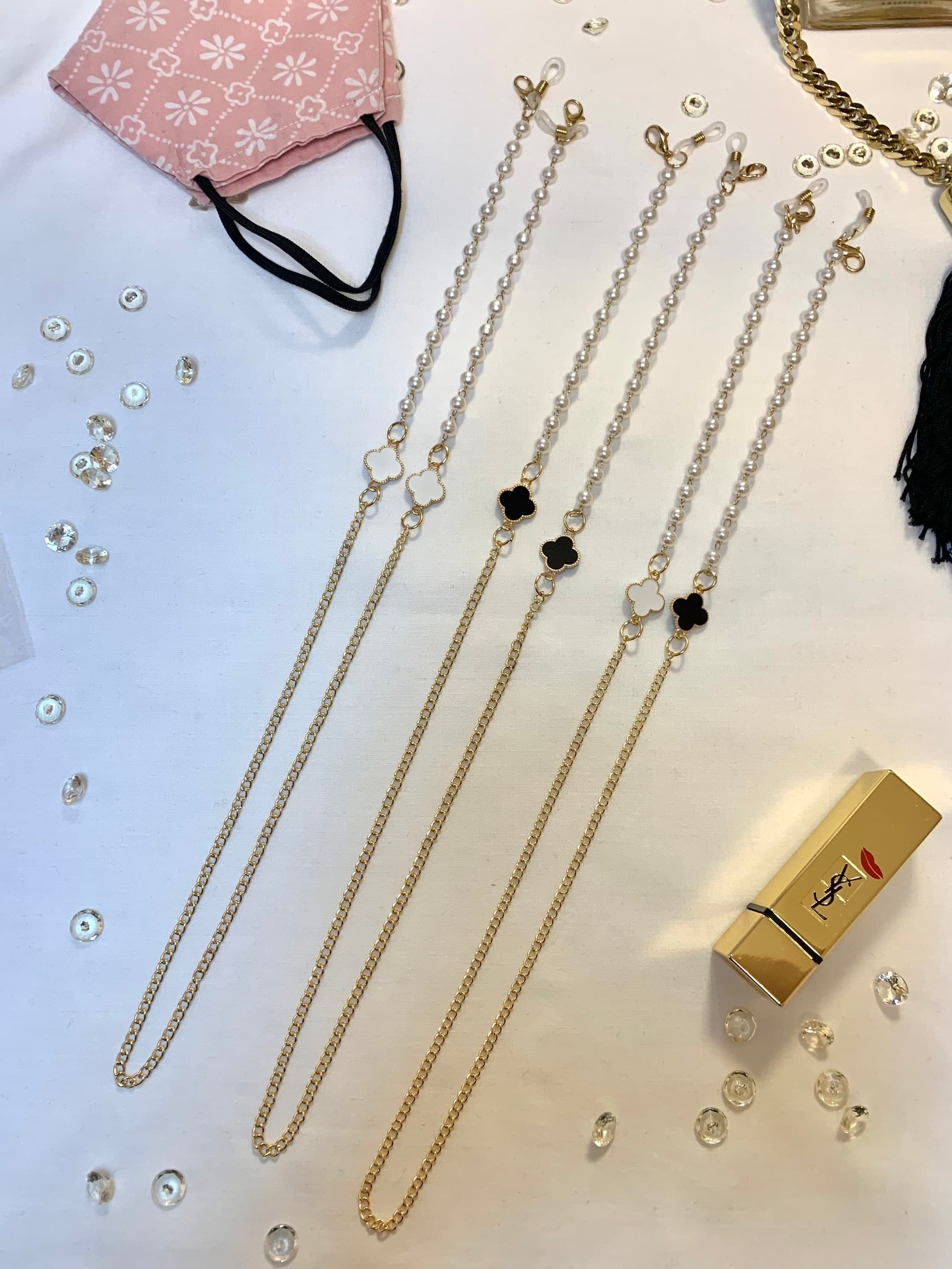 Four Leaf Clover Pearl Glasses Chain: Hijab Mask Lanyard