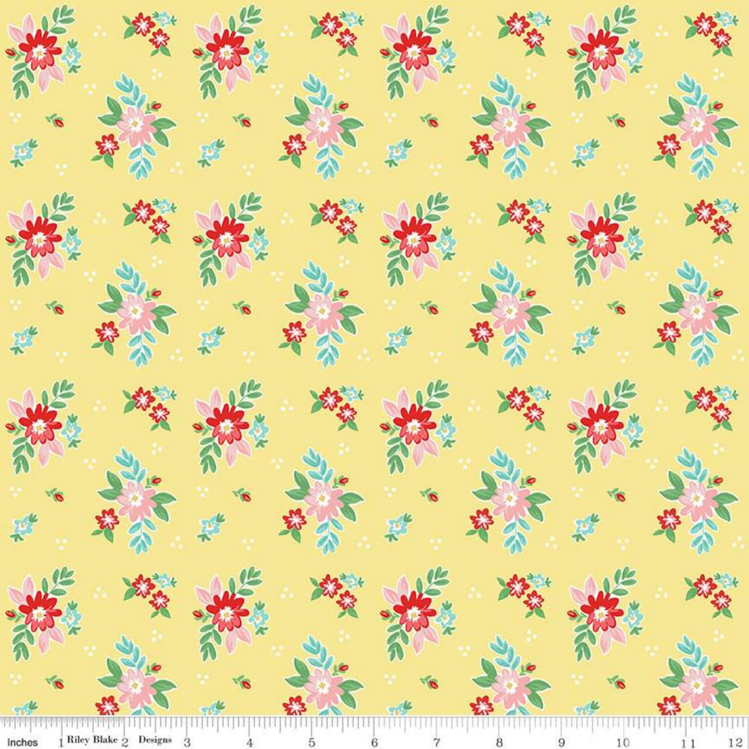 QUILT FAIR - Florals on Yellow color Quilting Cotton Fabric - Tasha Noel - Riley Blake Designs - C11351-Yellow