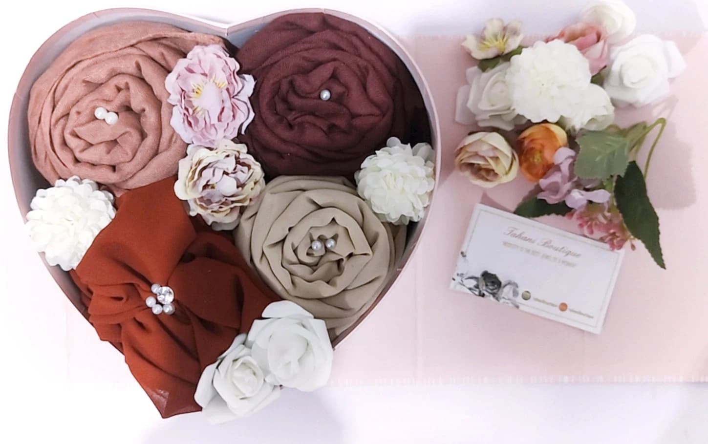 Heart of Gold Hijab Bouquet Gift Box – 4 Hijabs & Scented Flowers - image 2