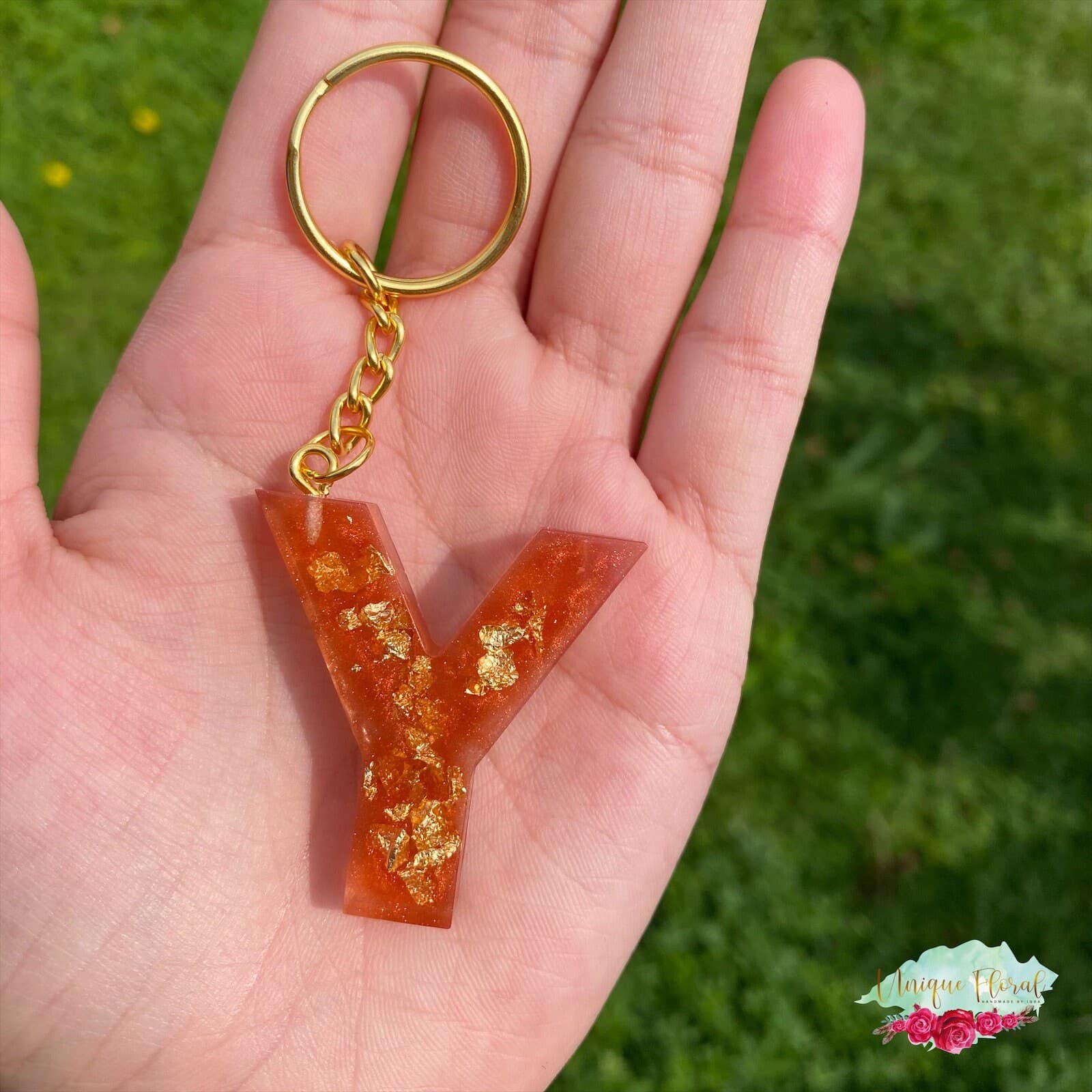 Initial Resin Keyring with Coloured Shimmer and Leaf Flakes - image 3