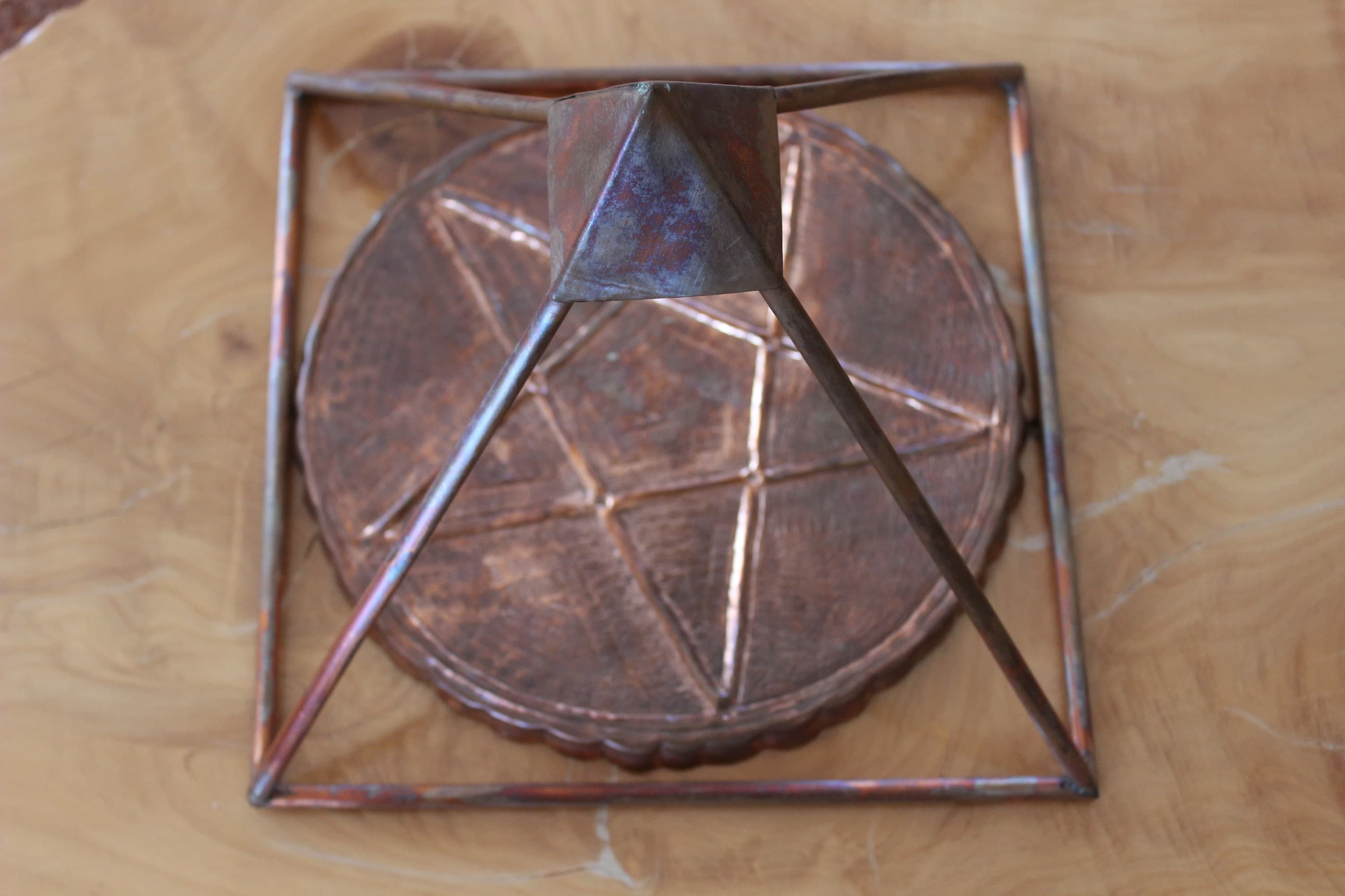 2 in 1 Set, 9"Copper Meditation Energizer Healing Pyramid with Copper Pentagram Grid Art