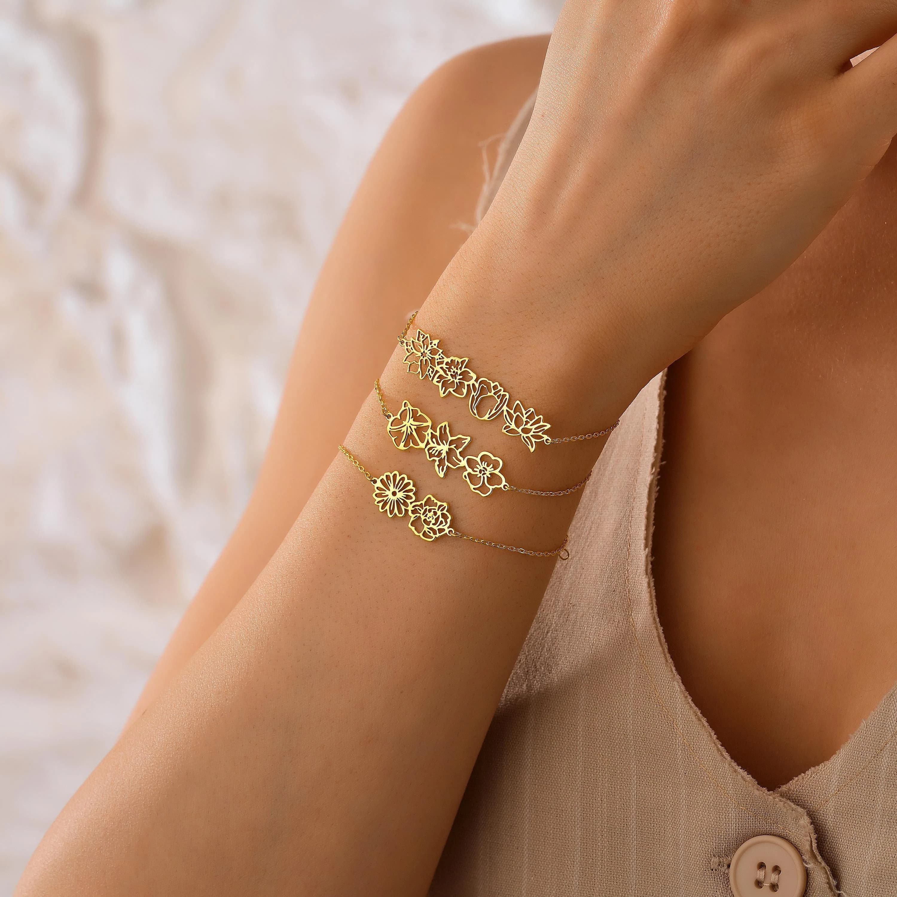 14k Gold Dainty Birth Flower Bracelet, , Bouquet bracelet, Personalized Jewelry,Birthday Gift for Her,Family Bracelet For Valentines Gift