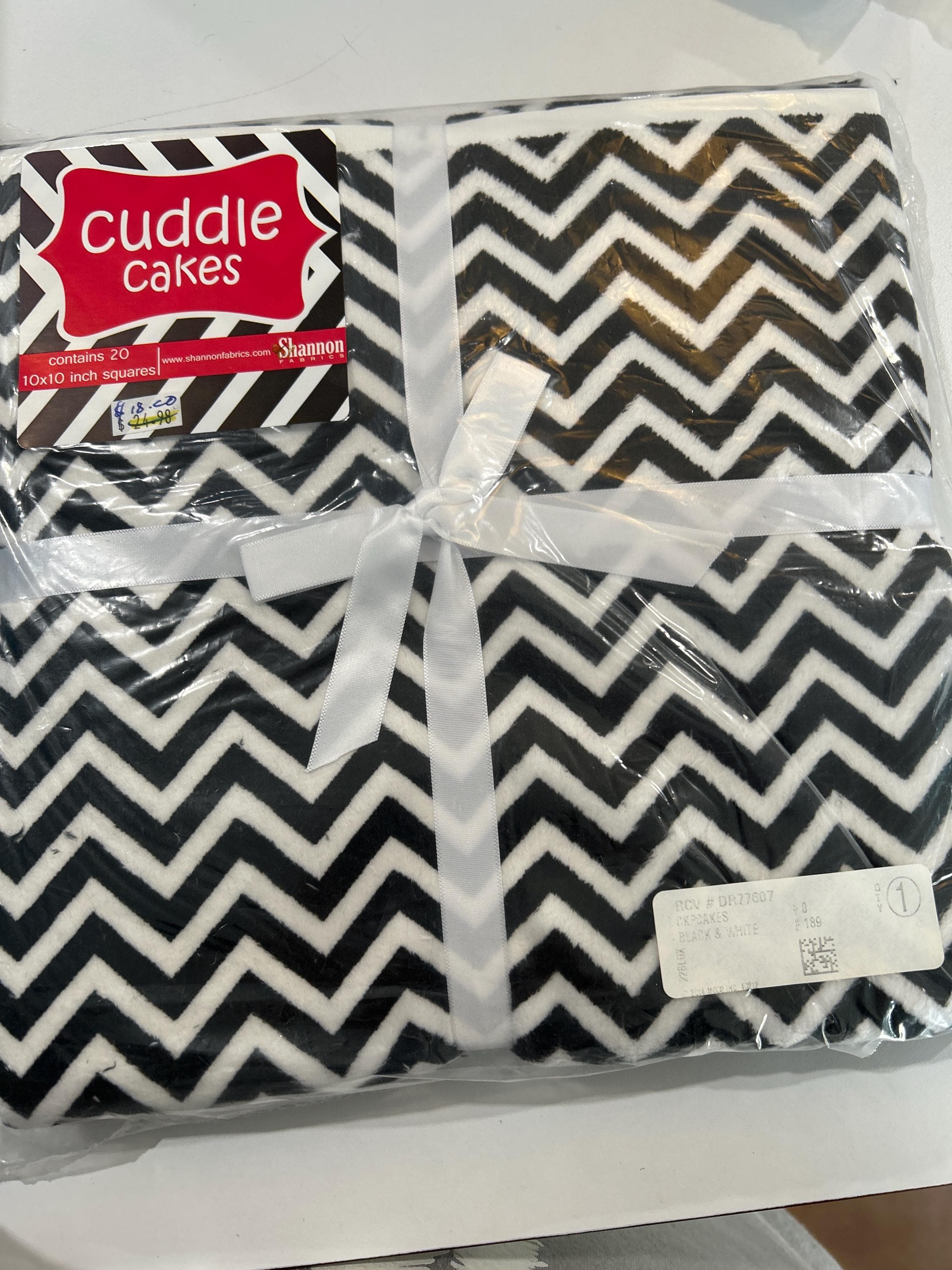 Black and White Cuddle Cake from Shannon Fabrics, Item# RCV DR77607 10 inch squares